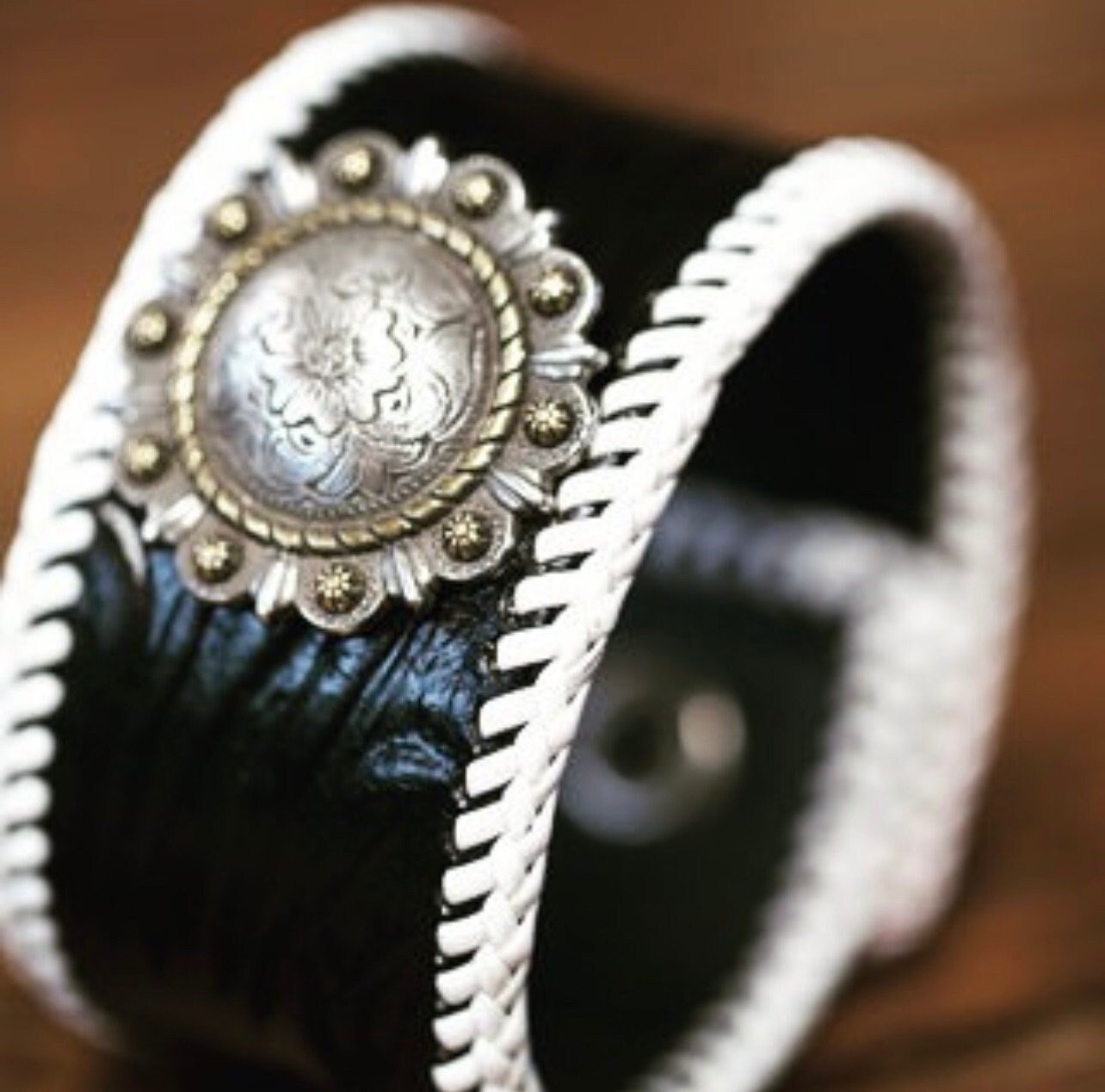 https://i.etsystatic.com/43638603/r/il/4b6d67/4995090574/il_fullxfull.4995090574_cotm.jpg