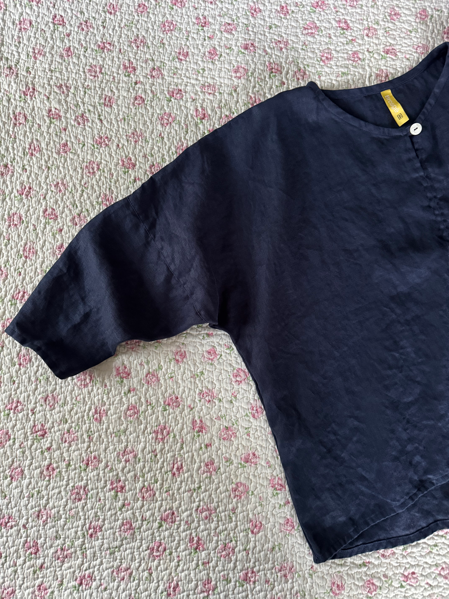 navy-tee.png