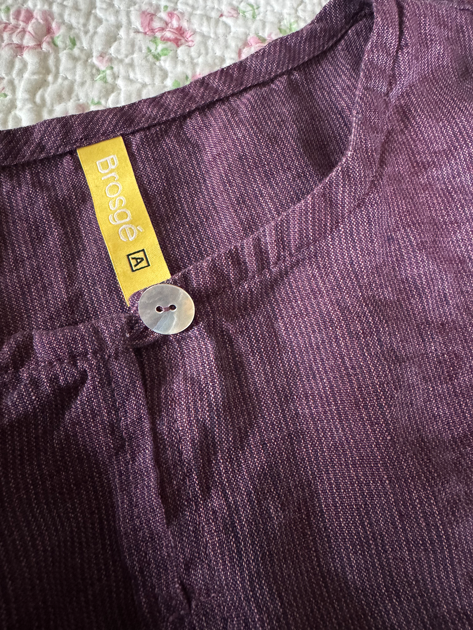 purple-stripe-tee-detail.png