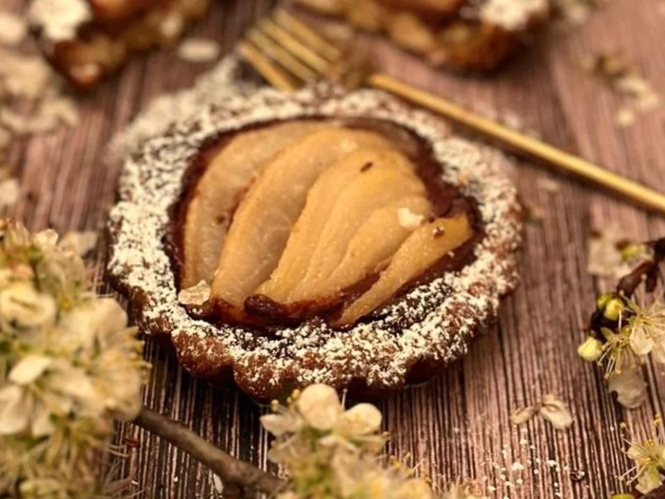 Chocolate Pear Tart