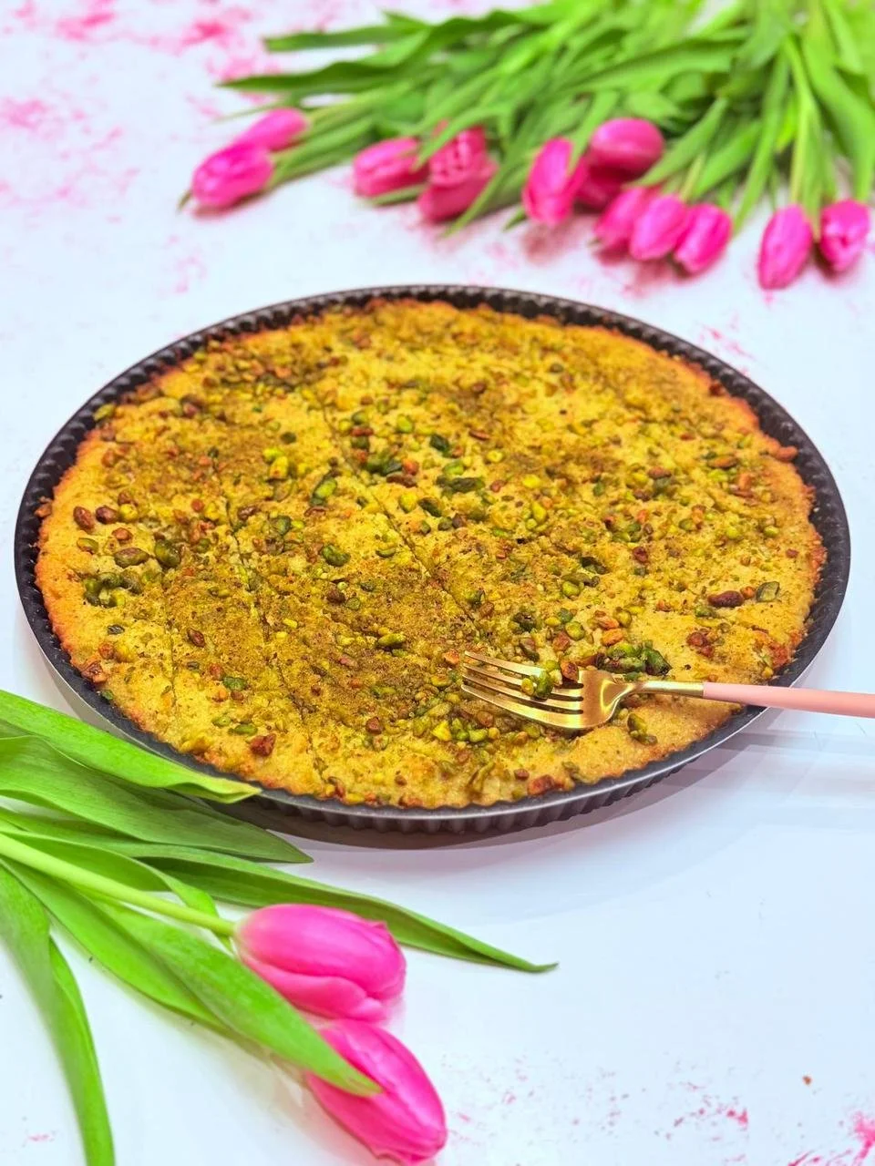 Pistachio Nammoura (semolina cake)