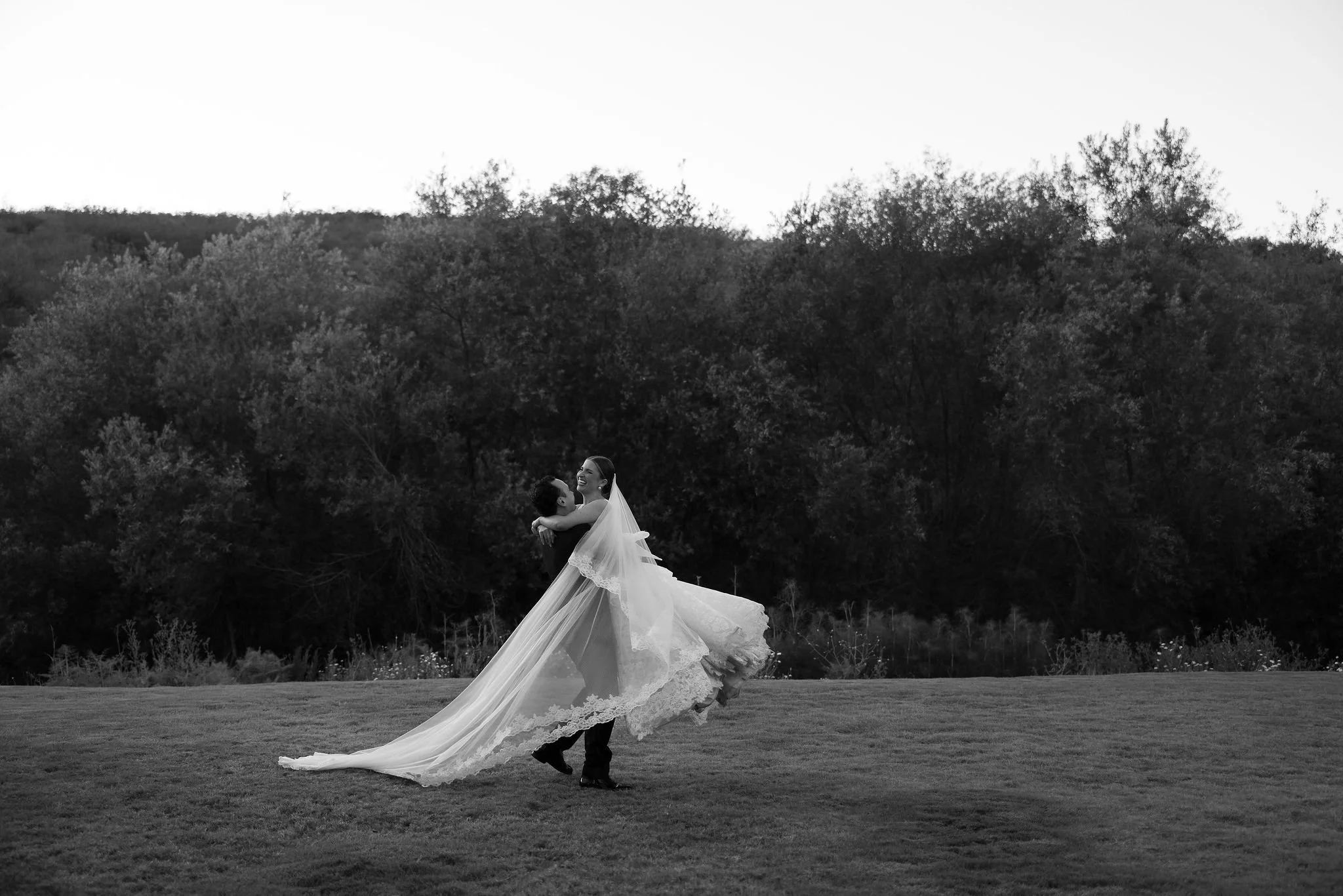 KelseyJon-JeunePercheFallbrookSanDiegoWedding--202.jpg