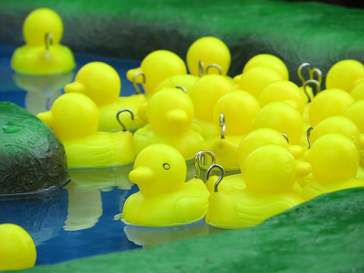 hook-a-duck-funfair-yellow-duck-preview.jpg