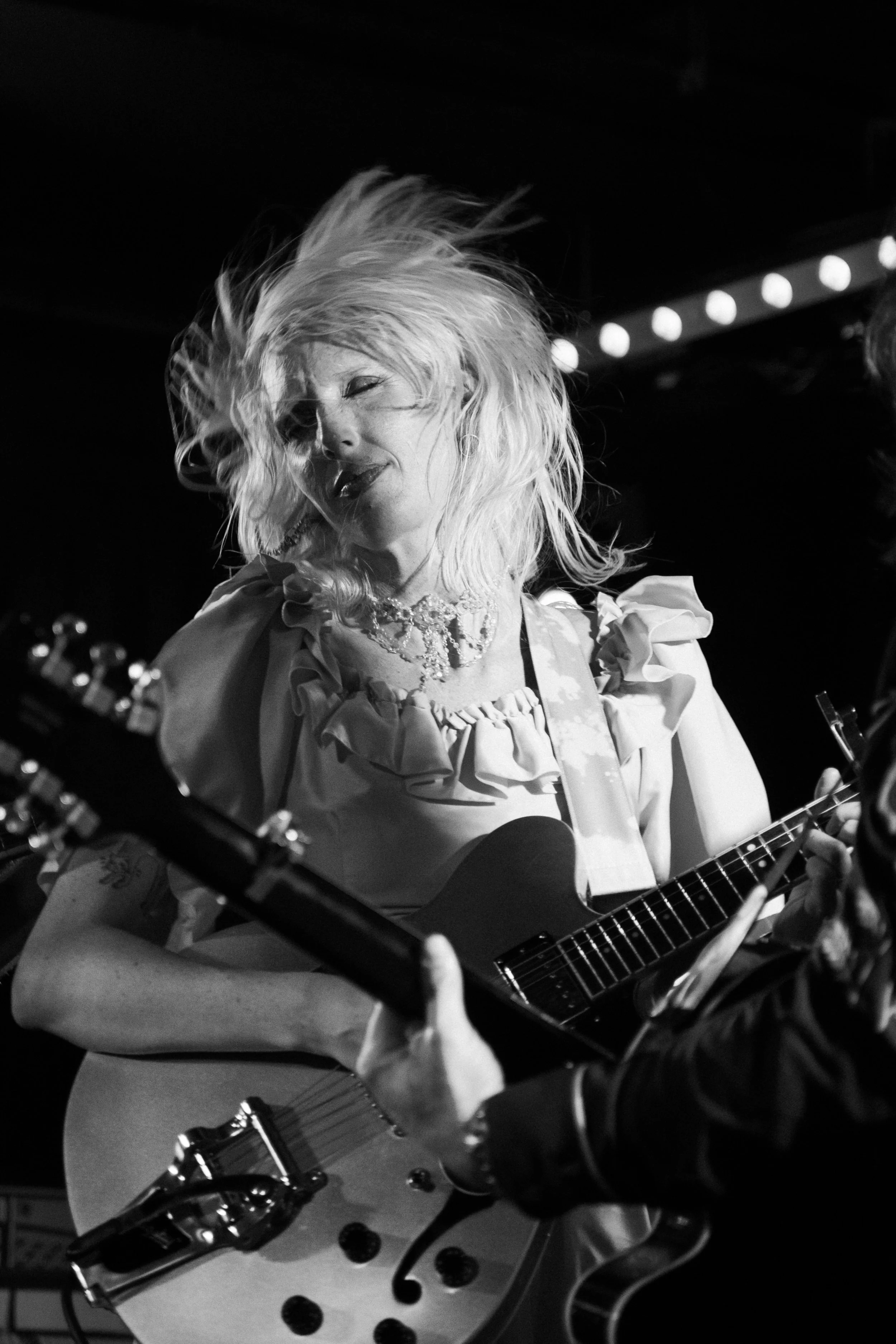 Live music/concert photographer in Sydney. Portraits, promotional shots, event photography. London Music Photographer, Belfast Music Photographer, Concert photography