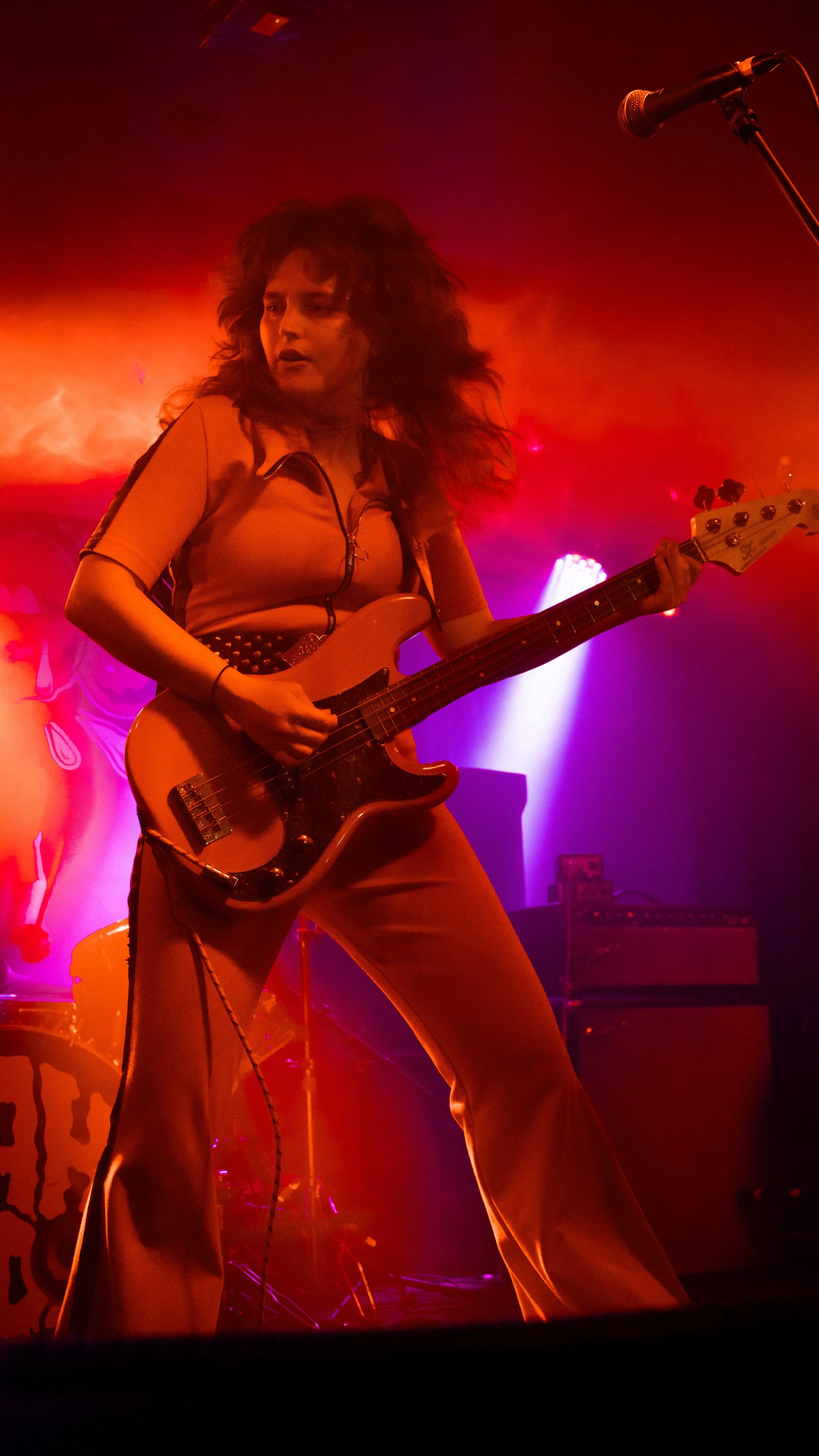 Live music/concert photographer in Sydney. Portraits, band promotional shots, event photography. London Music Photographer, Belfast Music Photographer, Concert photography