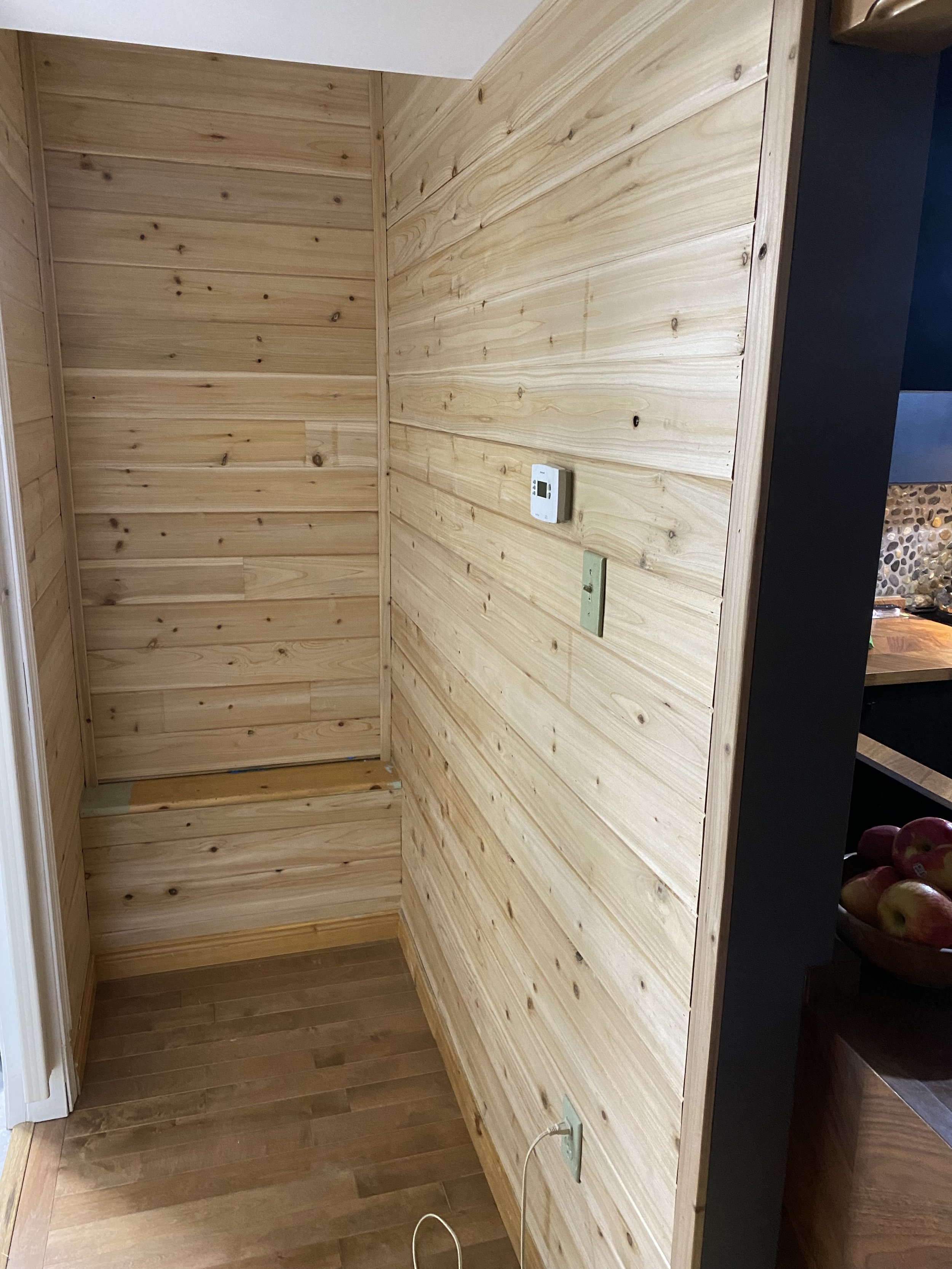 Whatever the wood on the walls is called x2.jpg