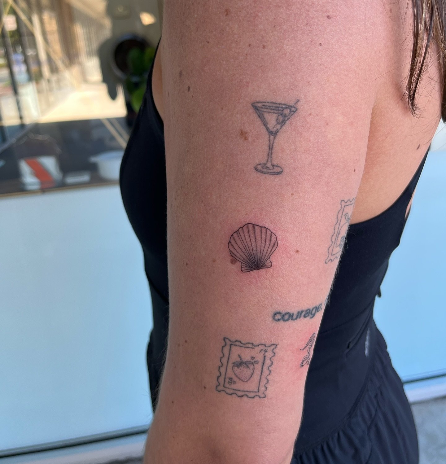 randoms✨
.
.
.
.
.
What will your next tattoo be?! 👀 

#atlfinelinetattoos #fineline #finelinetattoo #finelinetattoos #finelinetattooartist #realismtattoo #minirealismtattoo #ittybittyinkk #atltattooartist #stickertattoo #stickertattoos 

⚡️ First C