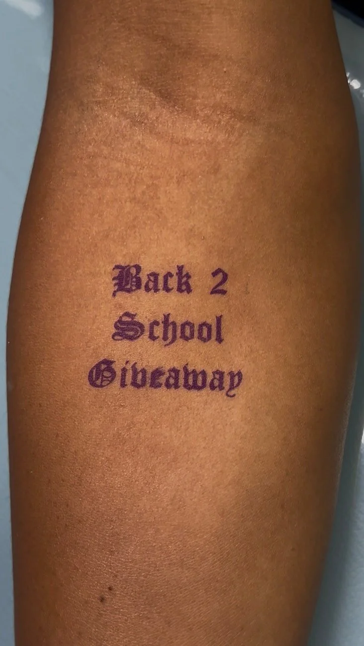 🎉 BACK 2 SCHOOL GIVEAWAY 🎉
.
.
.
.
YES!! I’m doing a back to school gift card giveaway!! The lucky winner will win a $100 Amazon OR Target Digital Gift Card!!✨
Here’s the details to win:
1) BE A STUDENT/PARENT/TEACHER (I’m trus