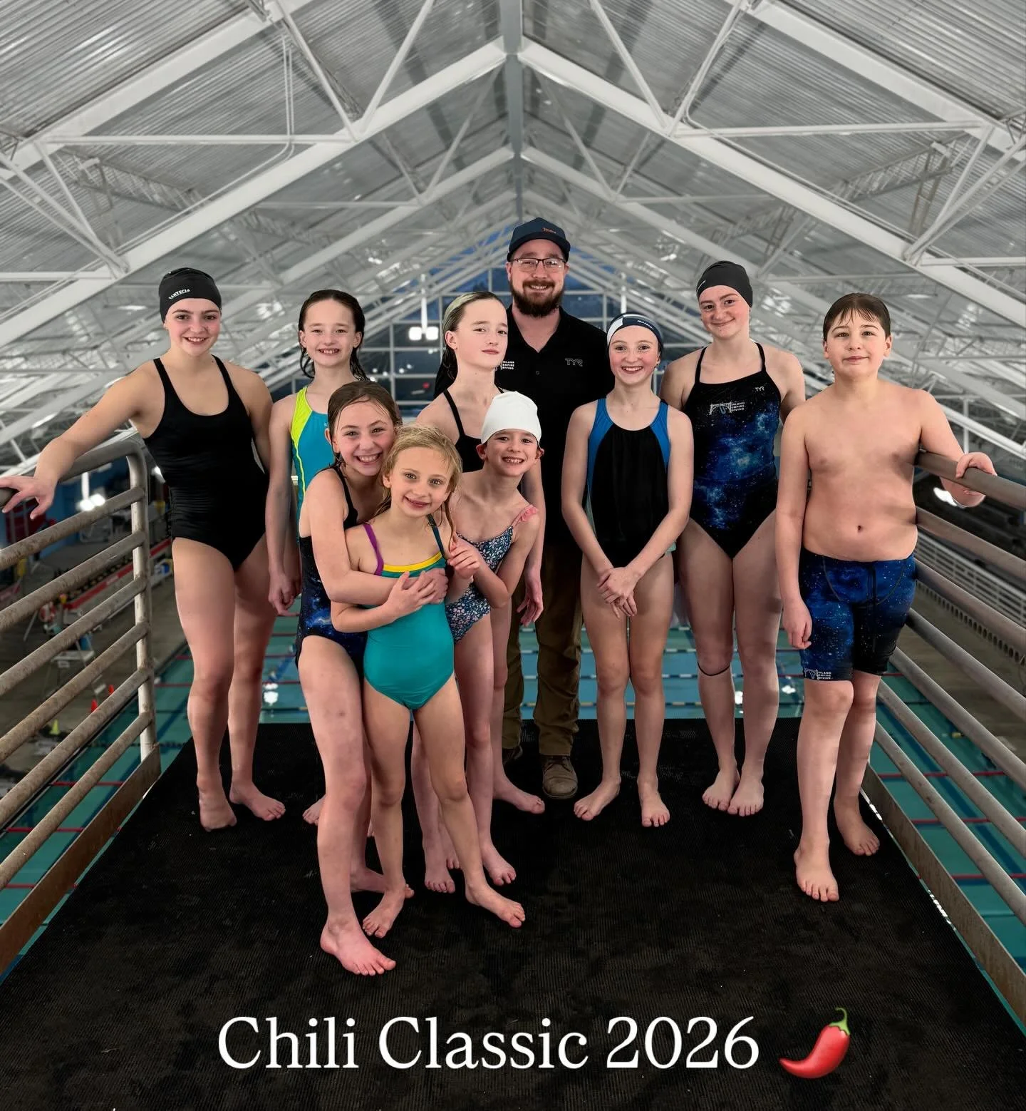 Such a cool group of kids representing @inlandempirediving at the Chili Classic 🌶️ 
.
#10meter #teamworkmakesthedreamwork #diving #travel #spokanedoesntsuck