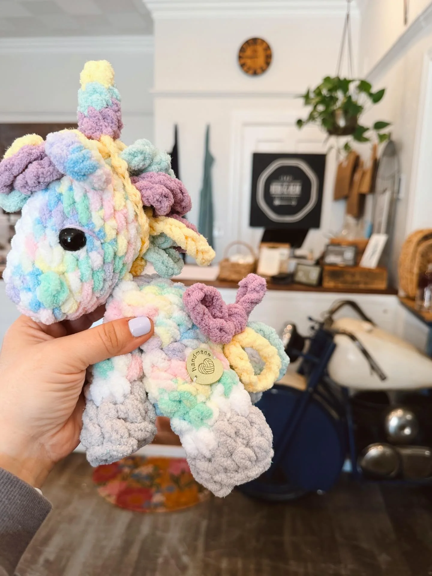 A thoughtful handmade gift from a new member and the Bird &amp; Bear story that inspired it&hellip;

When people ask about how the Bird &amp; Bear came to be, I often tell them how I have been creating spaces my entire life.

As a lonely, curious and