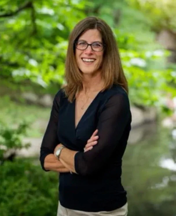 On Thursday evening we are gathering to discuss career transitions and aspirations ~ facilitated by Explore &amp; Soar Member, Melissa Halstead. 

This new workshop is ideal for those who:
✔️ are exploring a career shift
✔️ were laid off and navigati