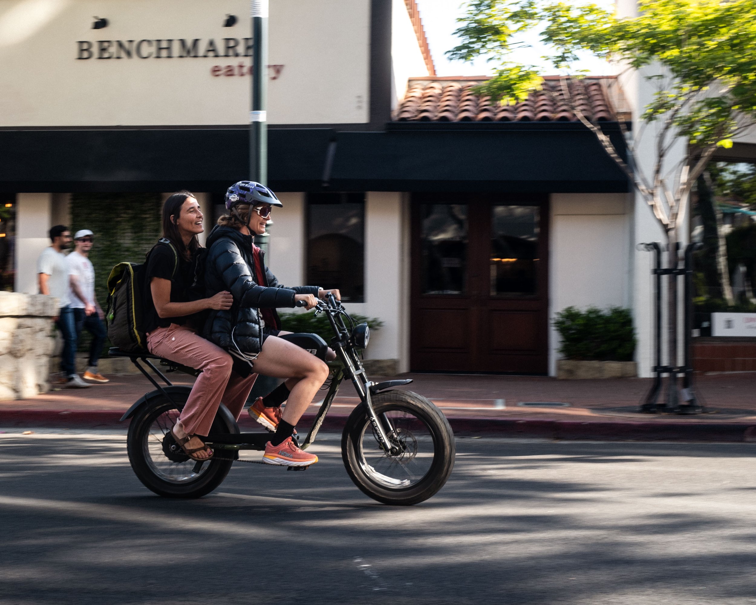"Weeeeee-Bike"
Leica Q2