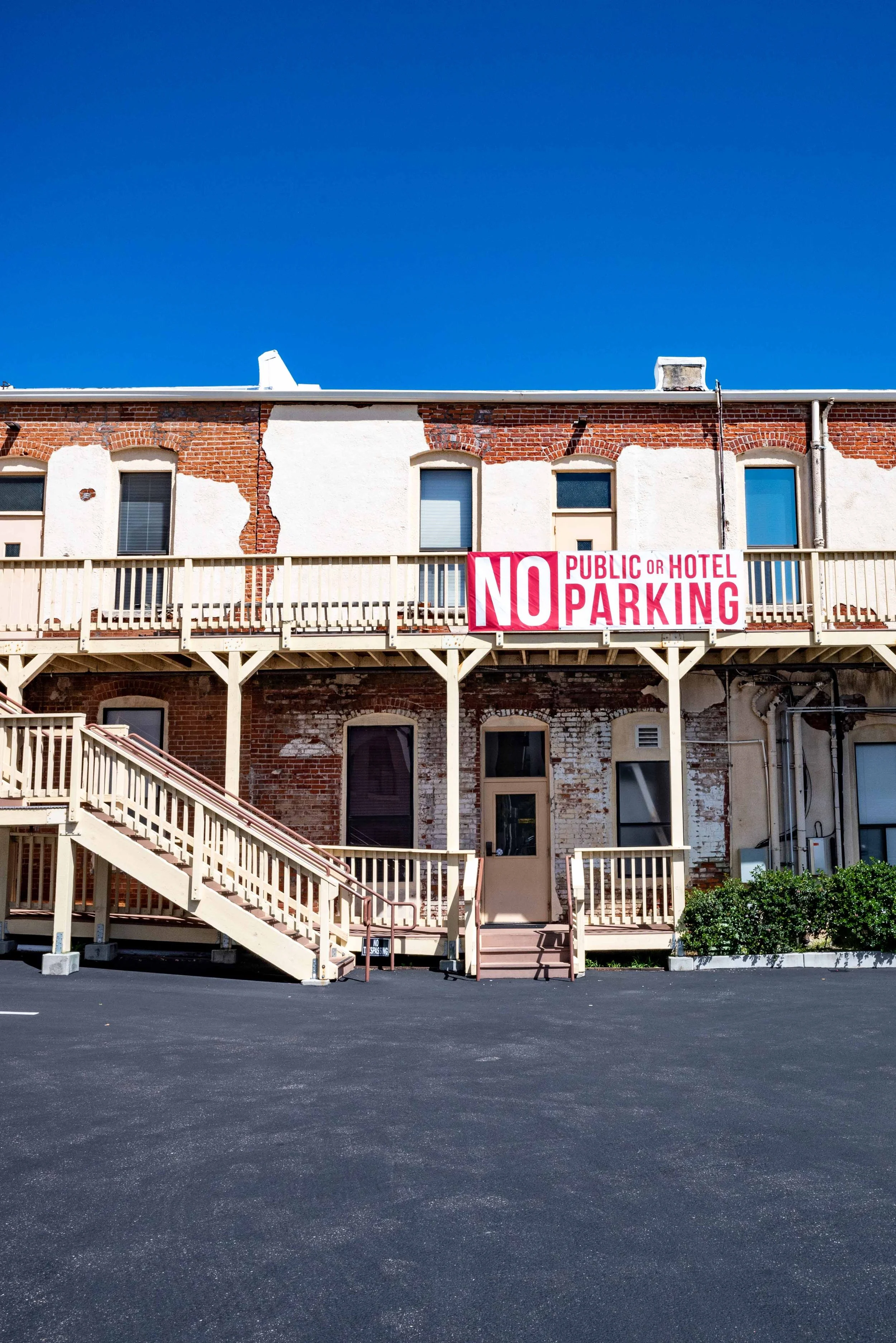 CAIN'T YEW READ?!
-Ian