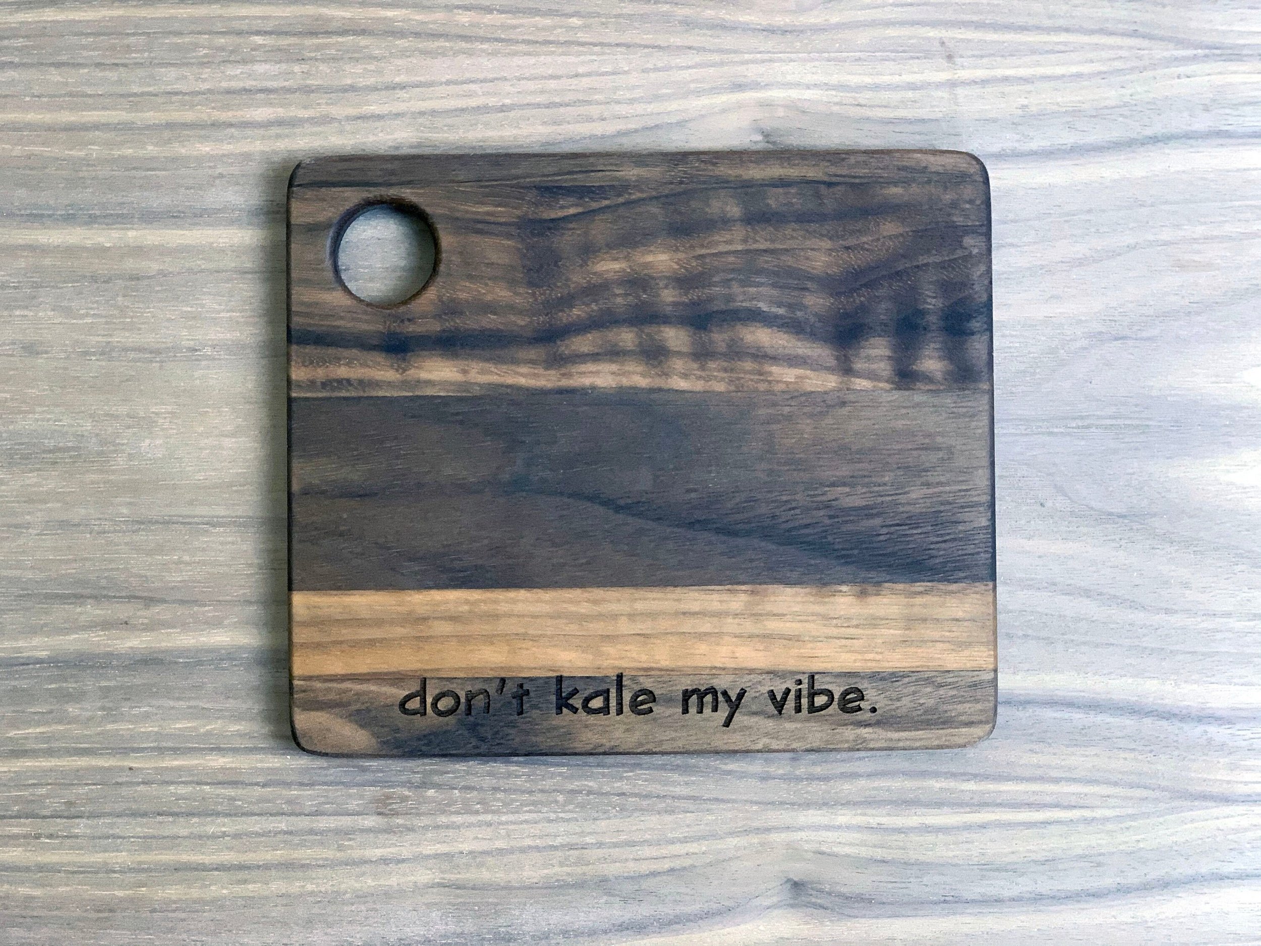 https://i.etsystatic.com/24400355/r/il/76c4c7/3196578323/il_fullxfull.3196578323_lysh.jpg
