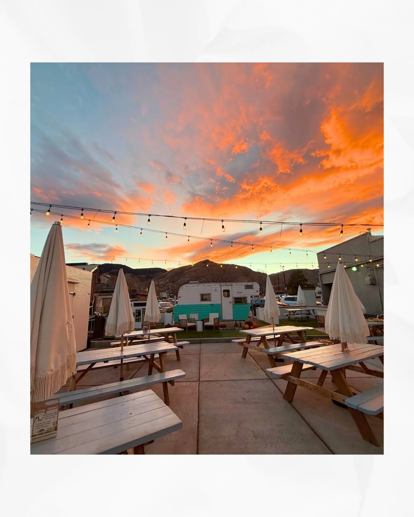 For those curious given the upcoming wind storm, we will be open tomorrow for normal hours as long as we have power! See you in the morning! ☕️🫶🏼💨