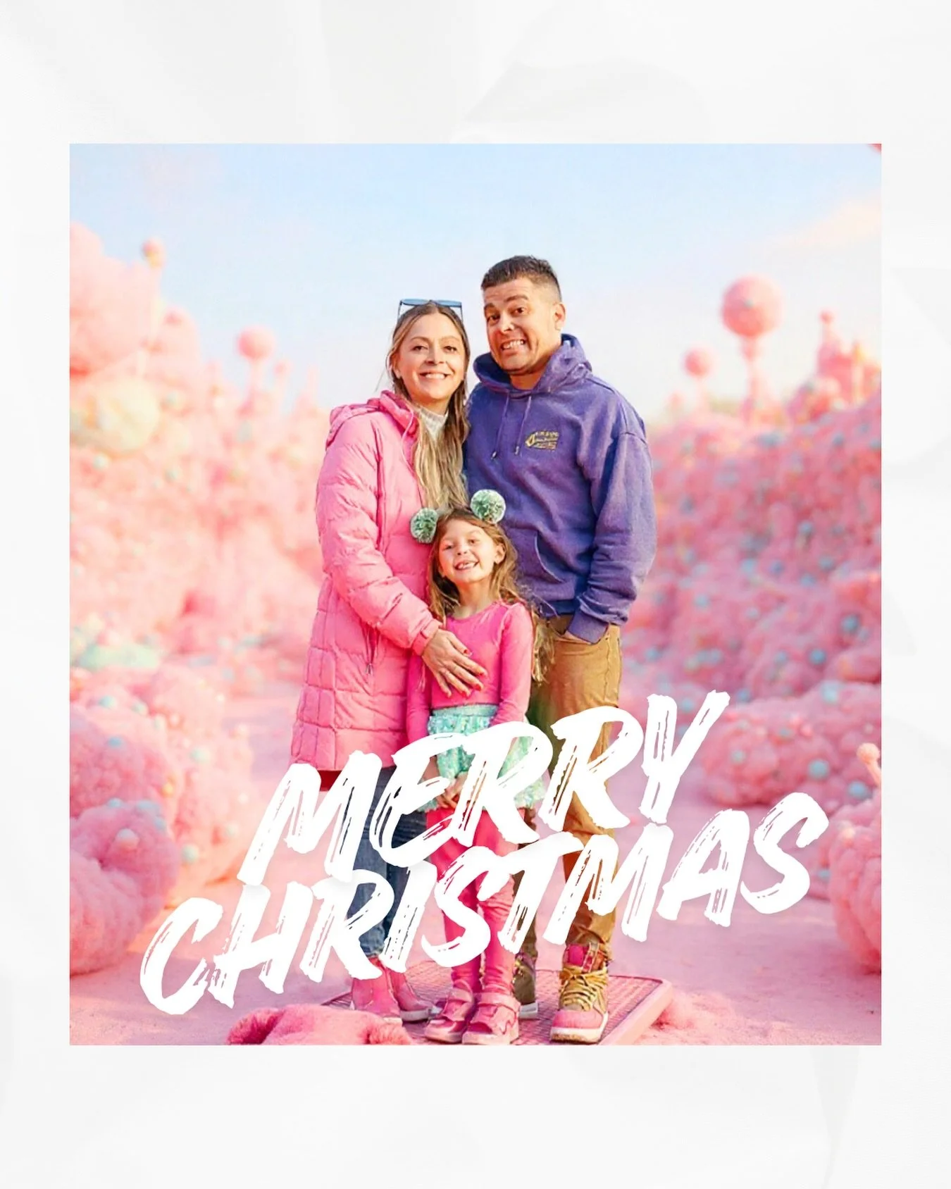 Hope you all are enjoying some festive time with the ones you love! Sending love,m and joy your way! We are enjoying a quiet day and excited to see you all tomorrow. ❤️🎄🎁