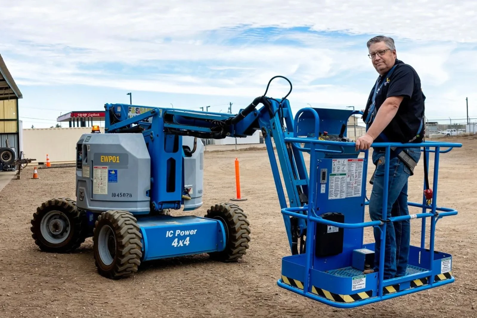 Top 5 Reasons to Get Certified in MEWP Operation