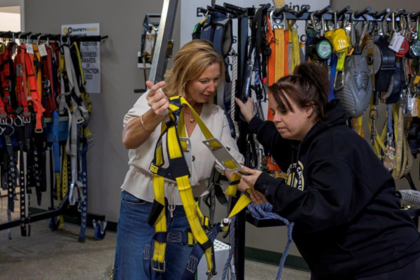 Field safety trainor