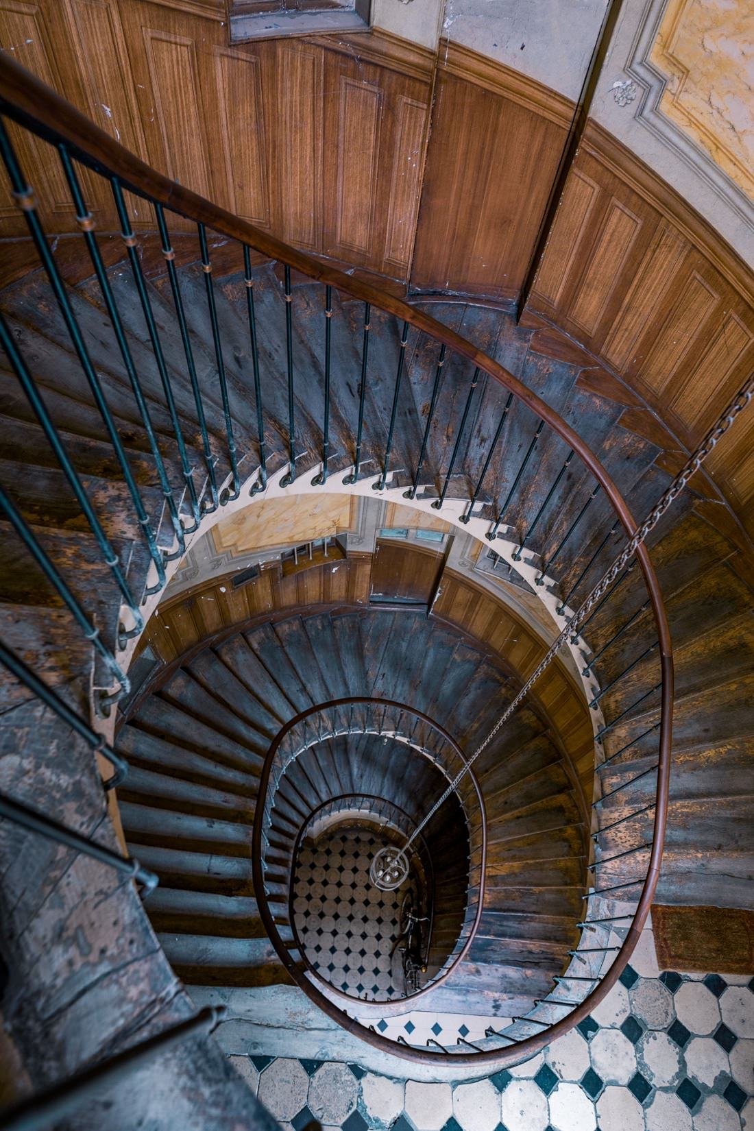 Paris-staircase-09.jpg