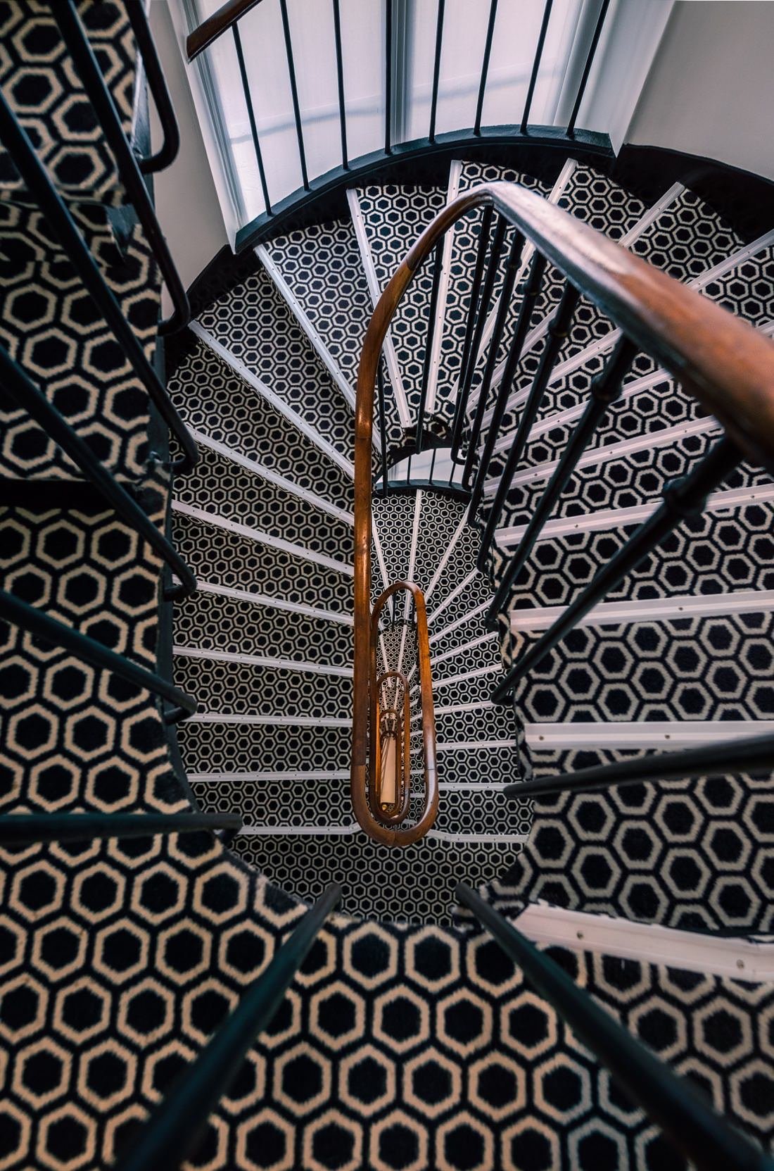 Paris-staircase-13.jpg