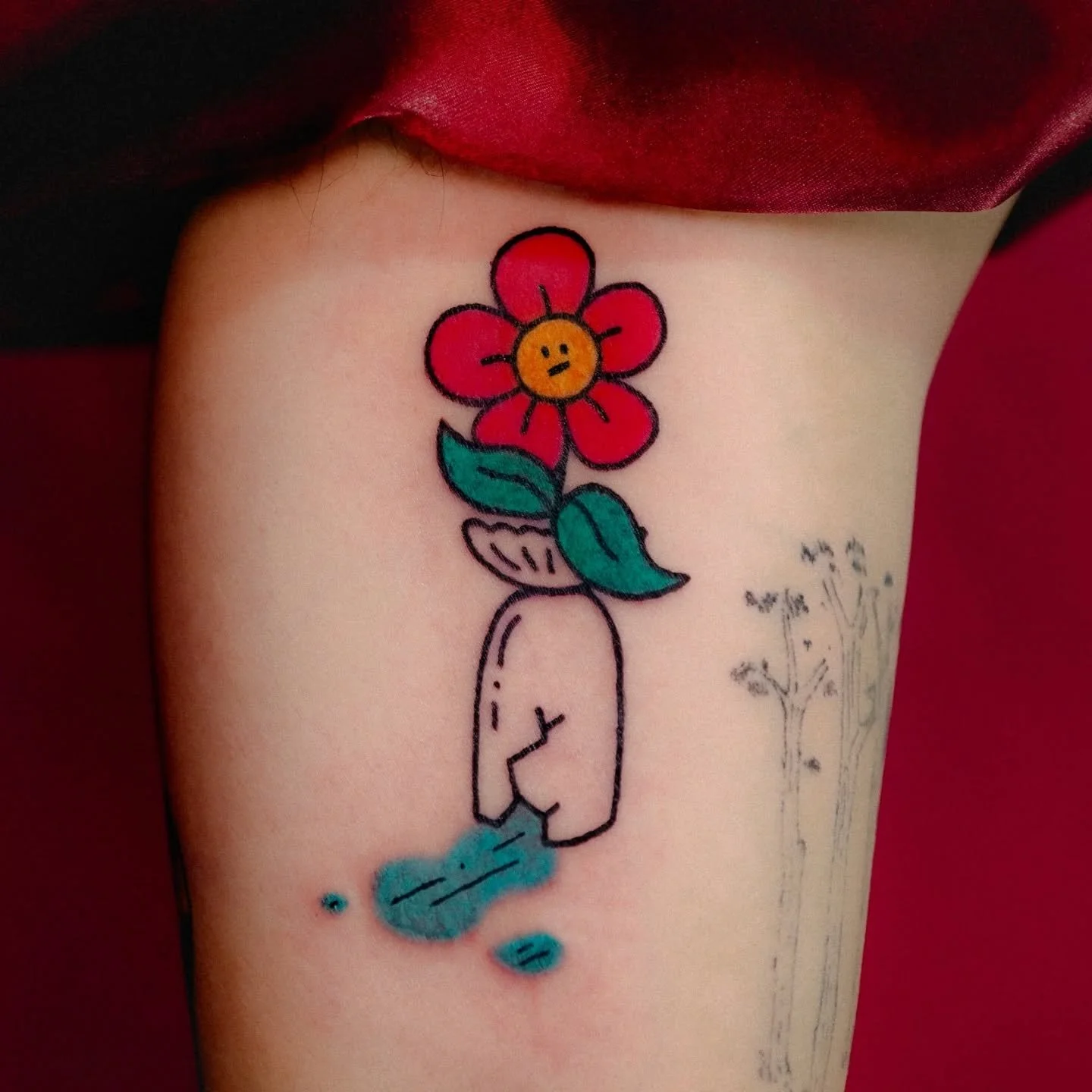 Red Cloth Vol. 687 &ndash; Still Growing Edition
It&rsquo;s okay to spill, as long as you keep something alive in you.

🖤 Bookings open &ndash; link in bio.

✨Guest tour✨
//BKK &lt;26-29 Dec&gt;
//CNX &lt;3-5 Jan&gt;

Singapore booking open Nov/Dec
