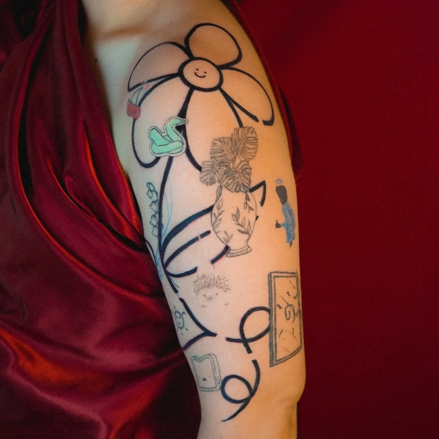 Red Cloth Vol. 694 &ndash; Arm Unity Edition

Diving into session one of reworking this arm, linking up the random tattoos that used to haunt her daily glances. Turned the hate into pure slay energy with some flowing lines. Does it look better now? M