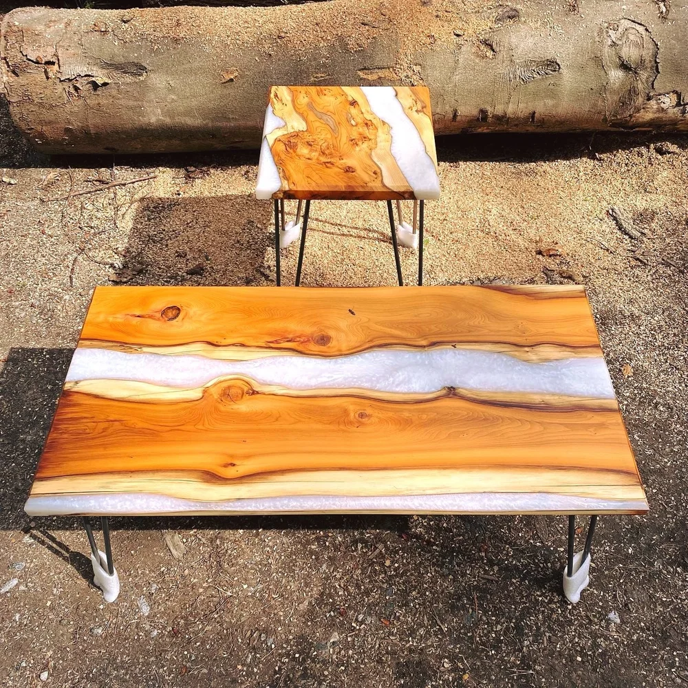 Thinking about commissioning a bespoke table? Here are three essential questions to ask to ensure you get the perfect piece for your home.

1️⃣ What are the perfect dimensions for my space? (Our tip: Measure your room and always aim to leave at least