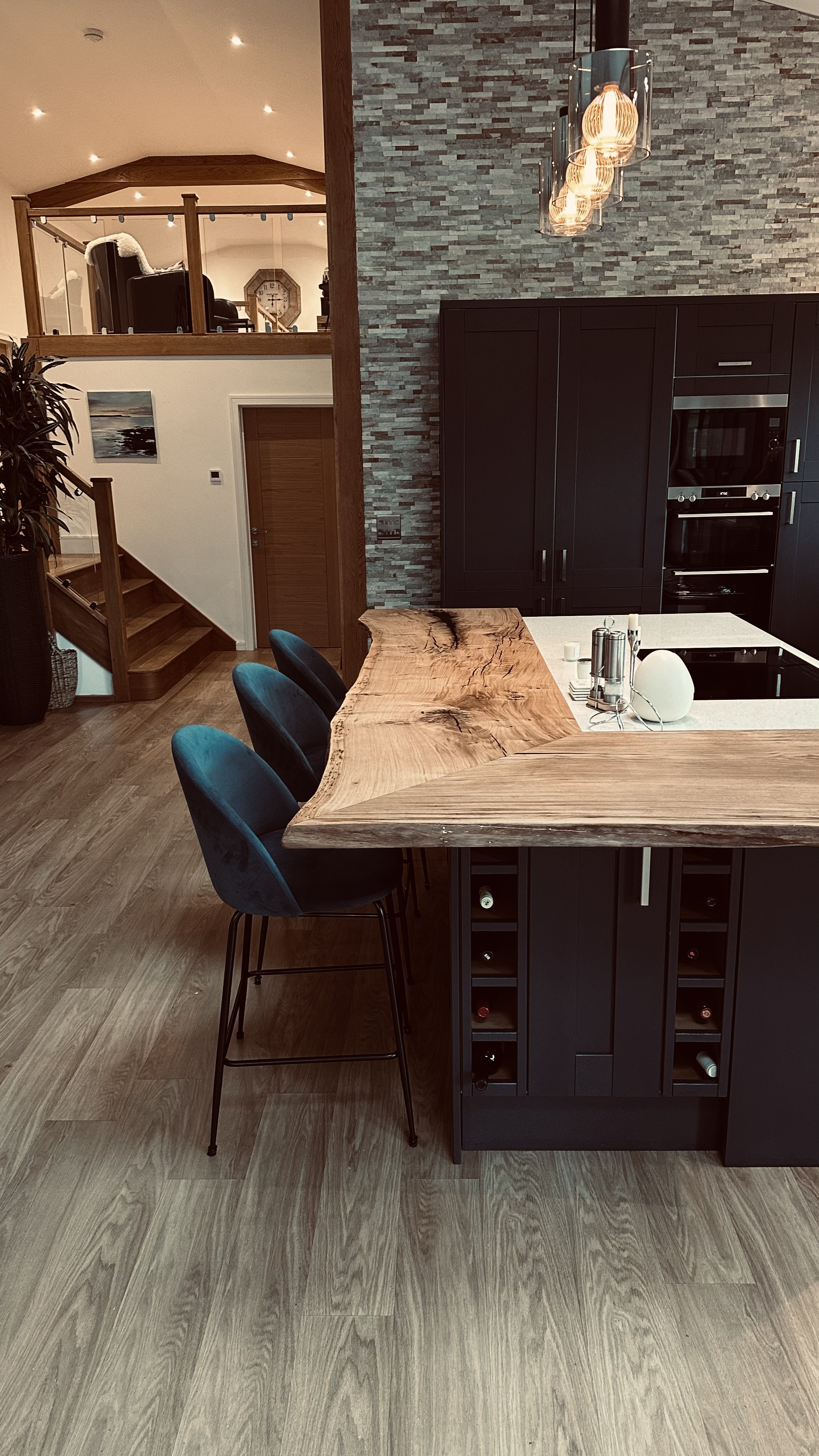 A Masterclass in Wood Oil Finishes