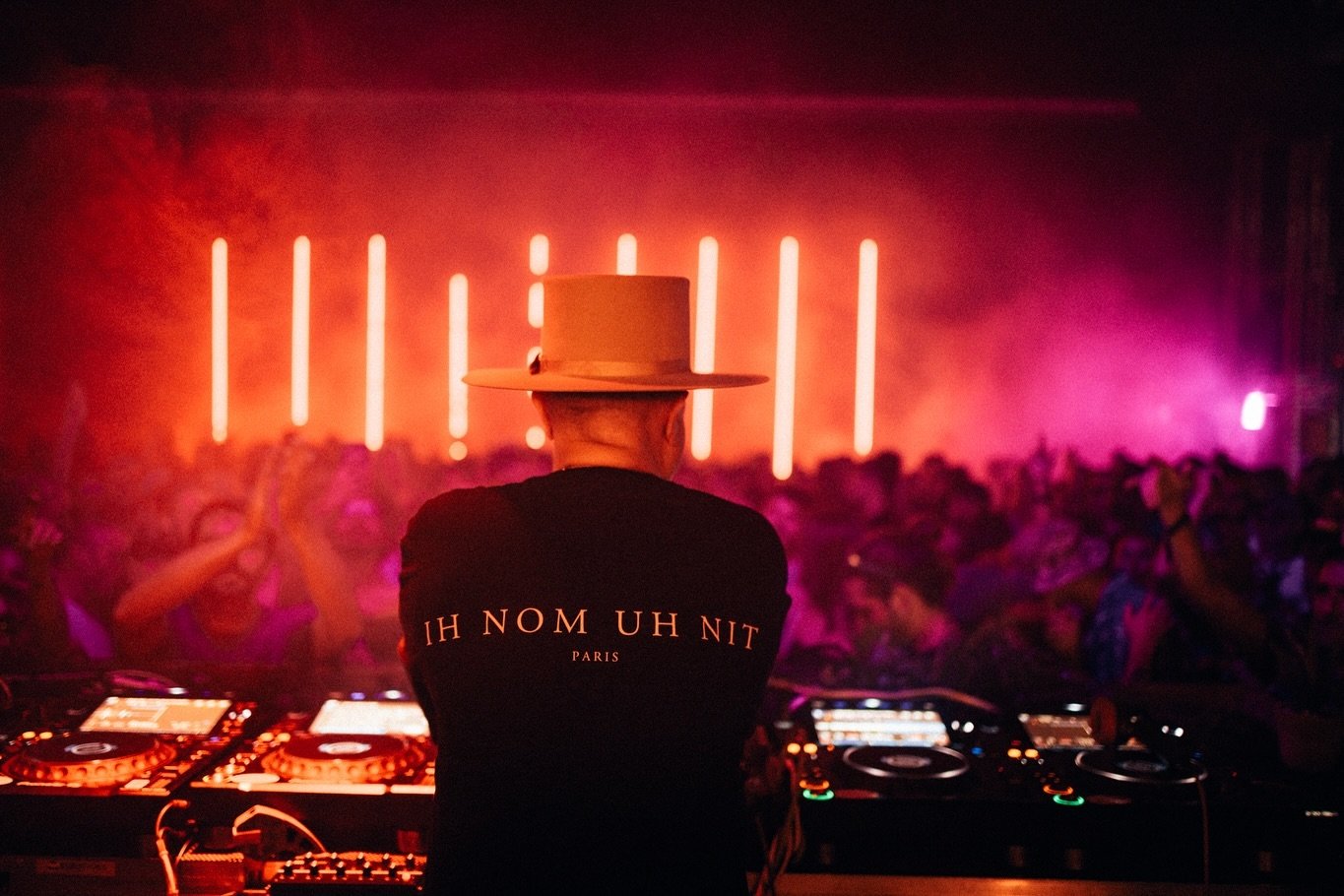 On n&rsquo;oubliera jamais le set majestueux de @louievega 

📸&nbsp;@nicolasstajic
🎥&nbsp;@yassinskartt 

&rarr; Billetterie en bio
www.minuitfestival.ch
#minuitfestival