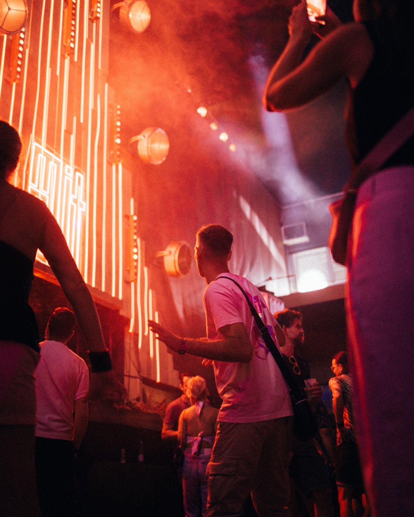 &laquo;&nbsp;Promis, je rentre &agrave; minuit&nbsp;&raquo; 

📸&nbsp;@nicolasstajic

www.minuitfestival.ch
#minuitfestival