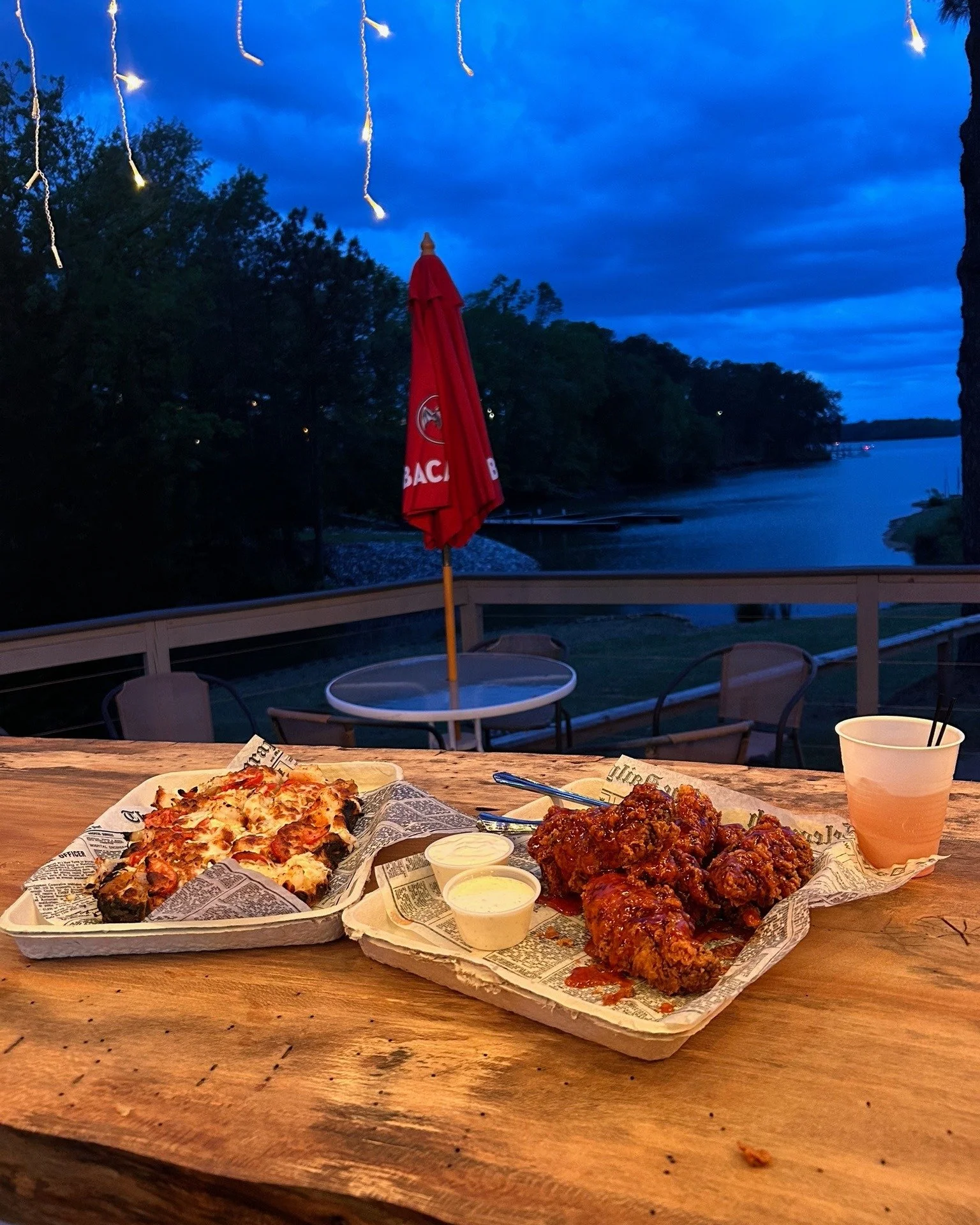 Just a quick walk from Hartwell Cove is Doc's Lakeside Bar &amp; Grill...featuring some of the best food around!! Cold drinks, live music, and good food is aplenty!

 #goodfood #lakeside #colddrinks