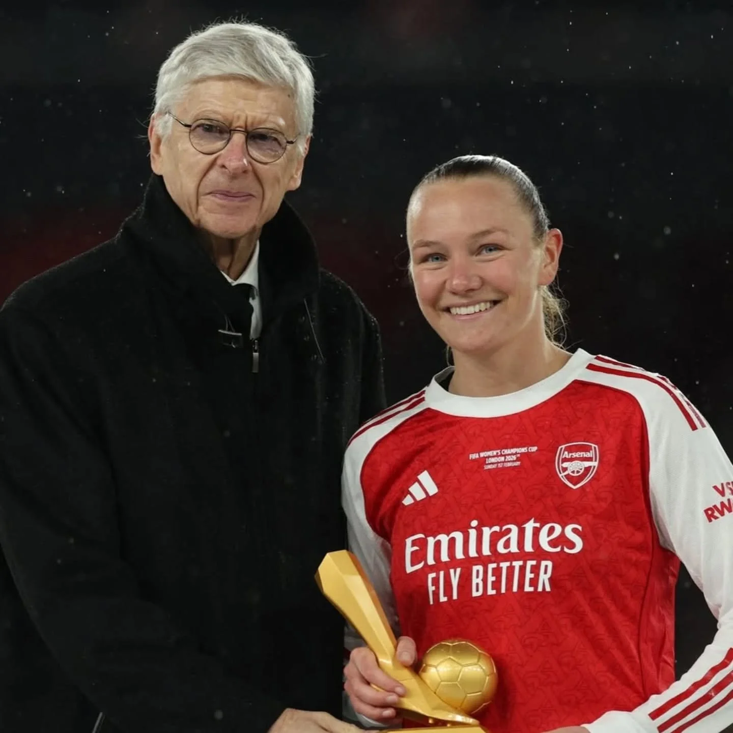 Huge congratulations to Frida Maanum on being named FIFA Women's Champions Cup Player of the Tournament! A special moment for a special player, presented by Arsenal legend, Ars&egrave;ne Wenger.

#Arsenal #ArsenalCanada #Gunners #Gooners #ARSCAN