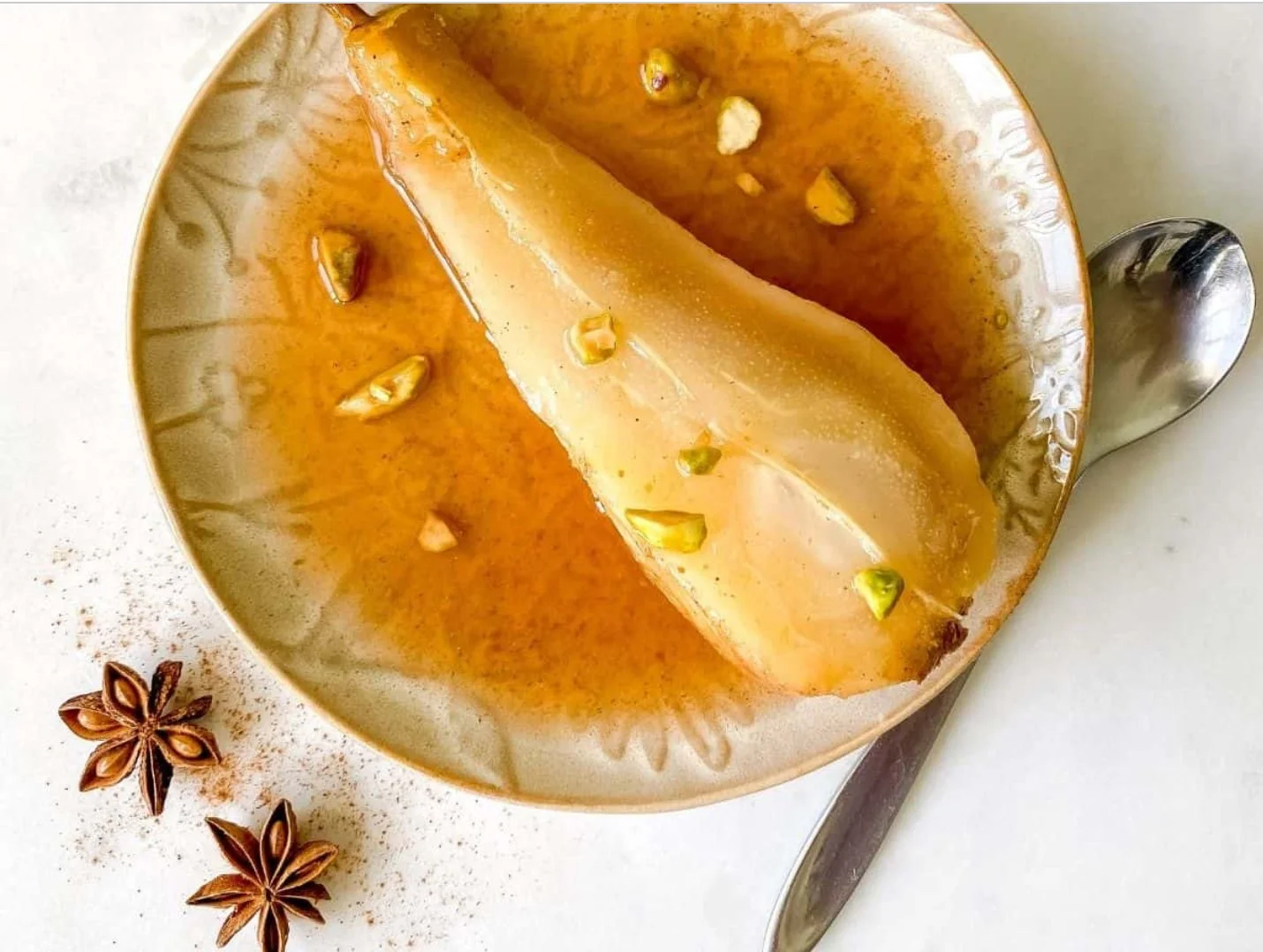 Star-Latté Spiced Pears