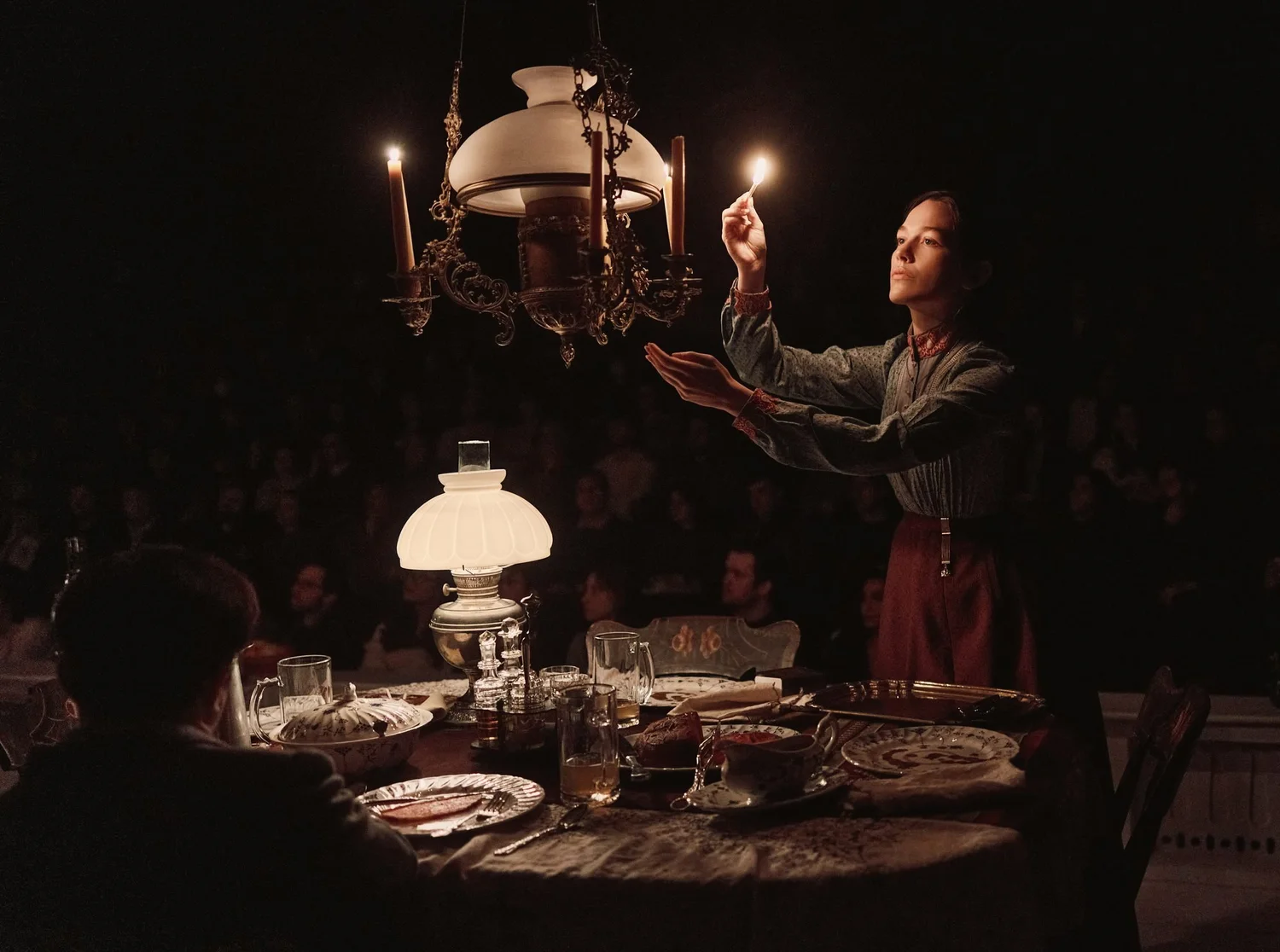 Victoria Pedretti in An Enemy of the People