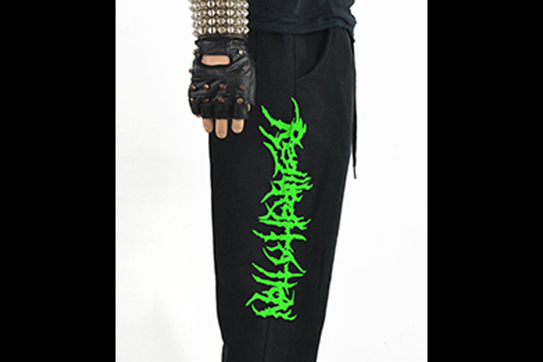 REGURG JOGGER RIGHT.jpg