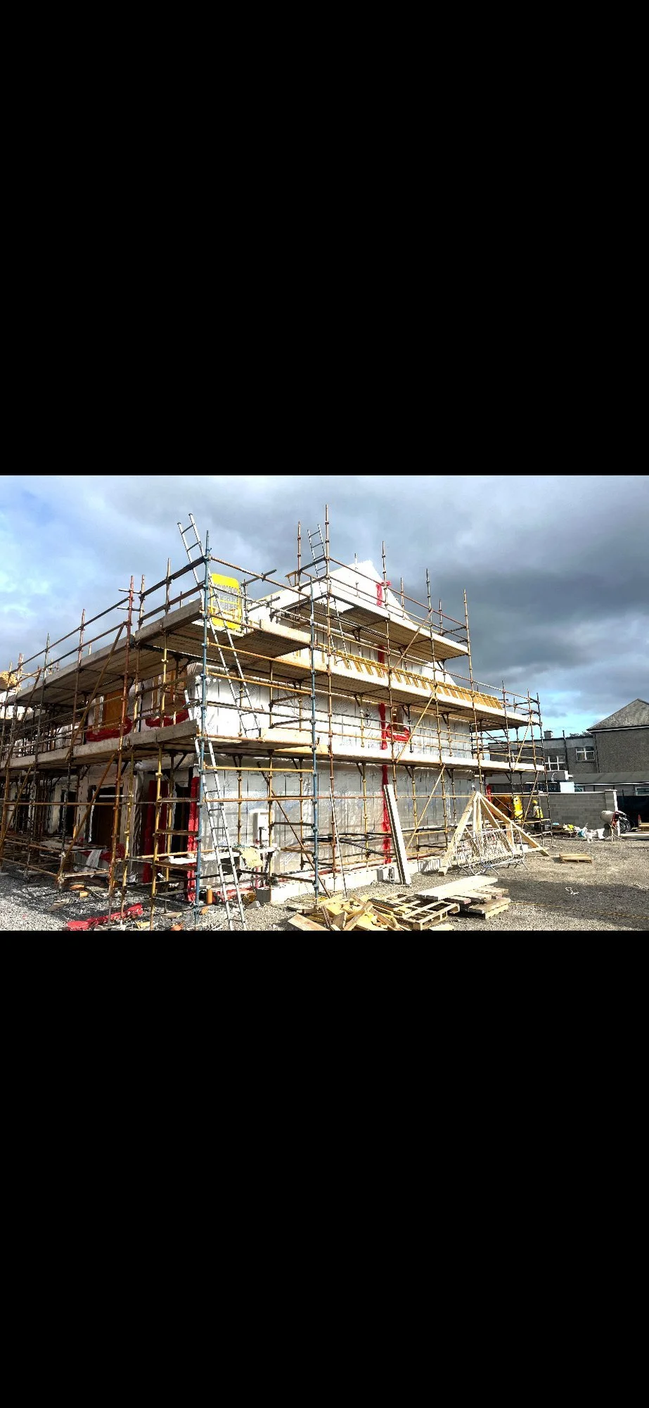period-brick-terrace-roof-access-scaffold-irish-scaffolding-services.jpg