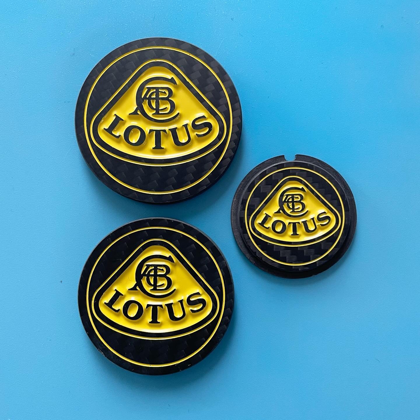 💛Lotus emblems - Yellow inkwell 💛 Carbon components made bespoke to order 🏁 #carbonfibre twill #carboncutuk #carbonfiber #carbon #lotus #lotuselise #lotuscars #lotusexige #lotusesprit #trackcar