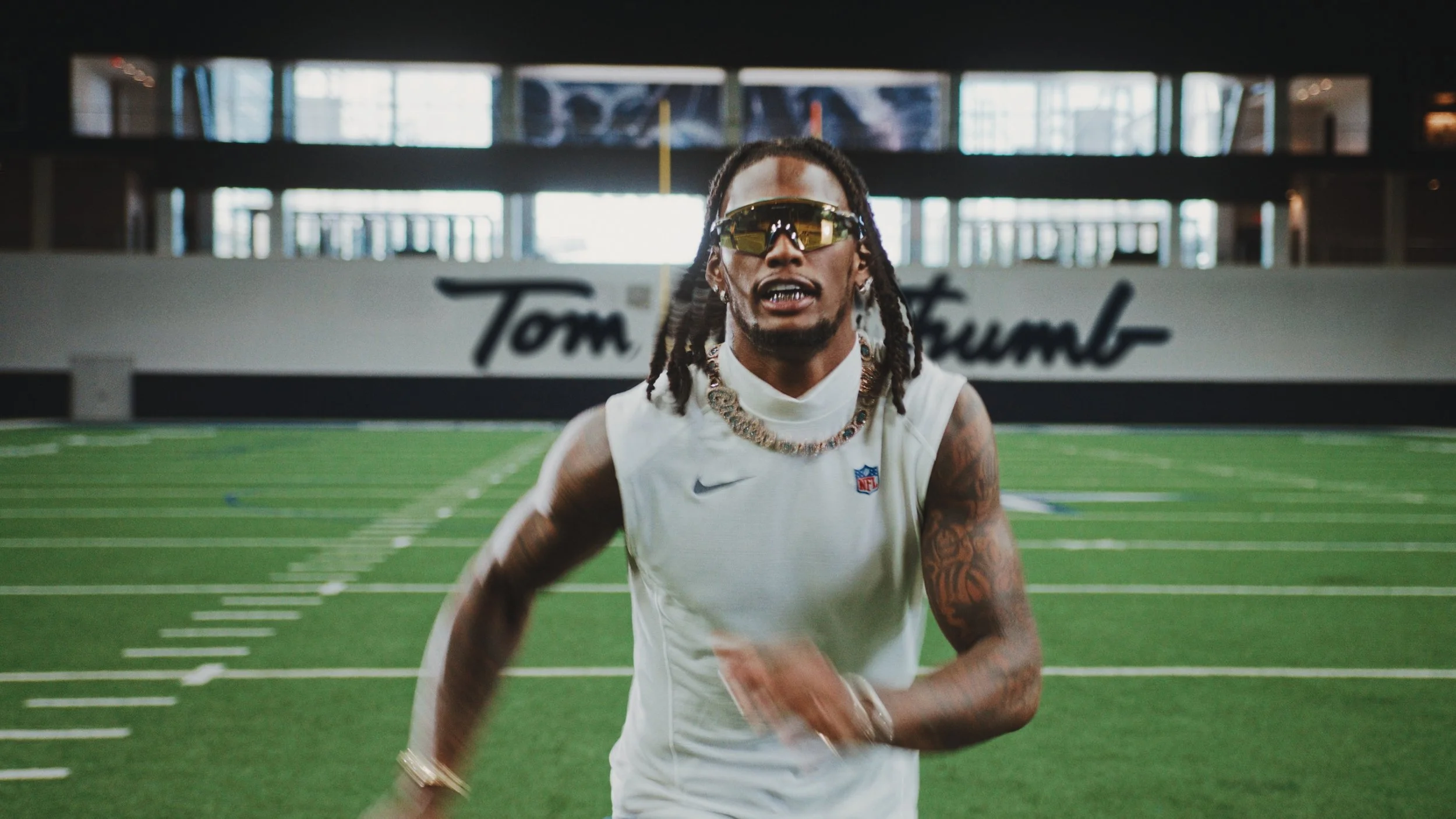 Still 2025-11-04 184243_1.2.2.jpg