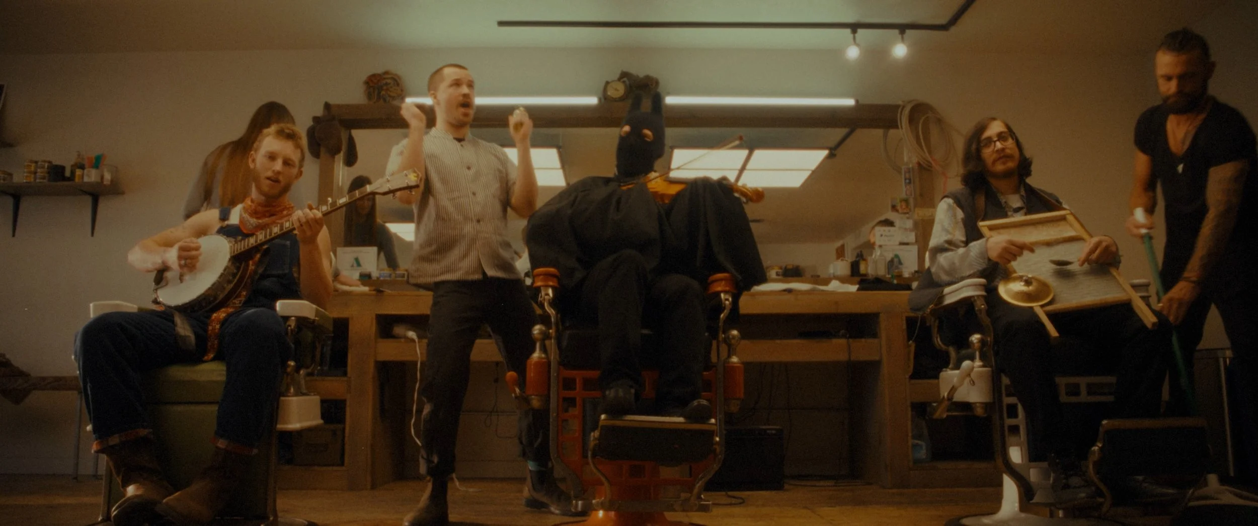 Still 2025-11-12 211223_1.3.13.jpg