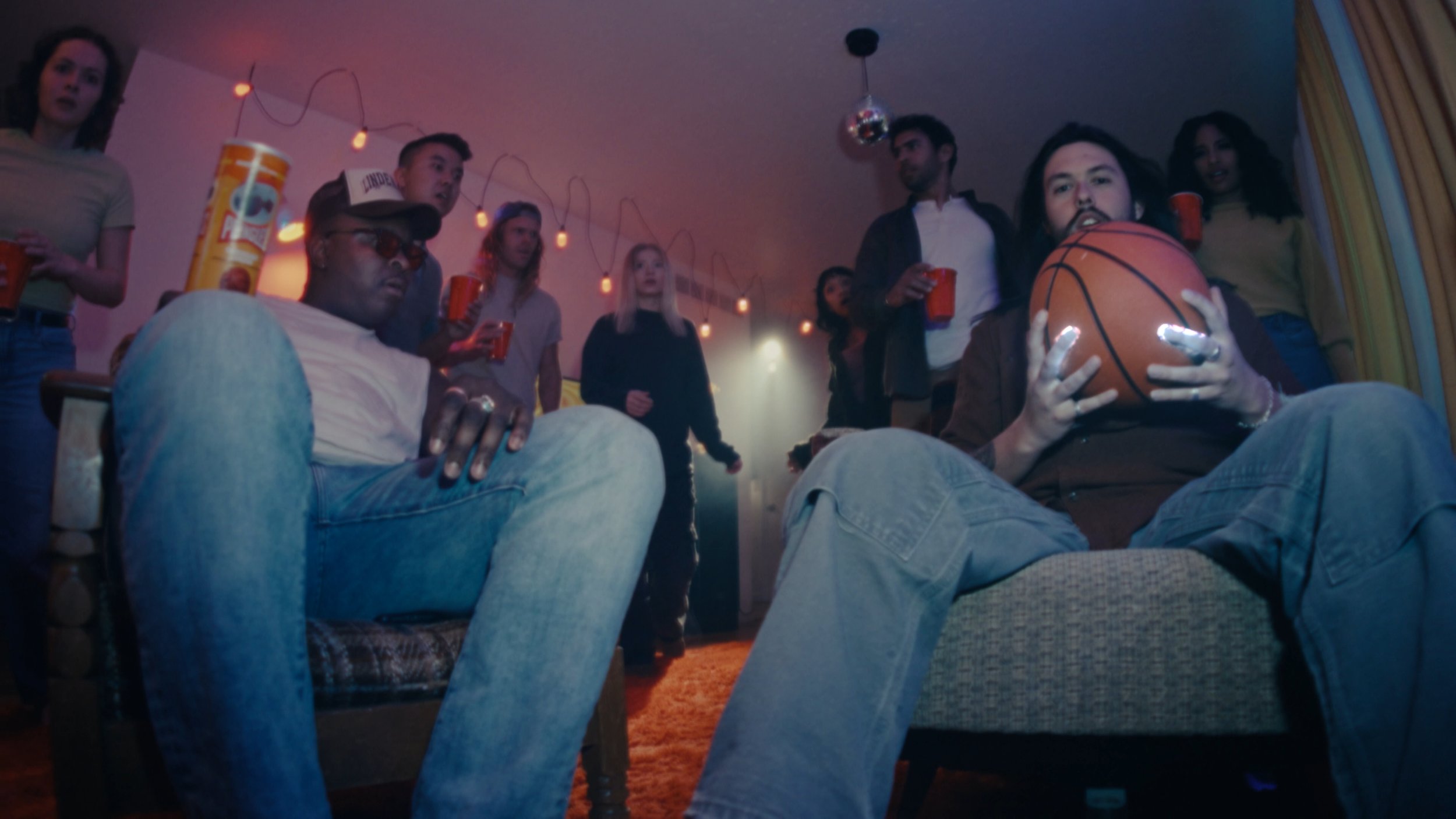 Still 2025-11-04 180411_1.1.14.jpg