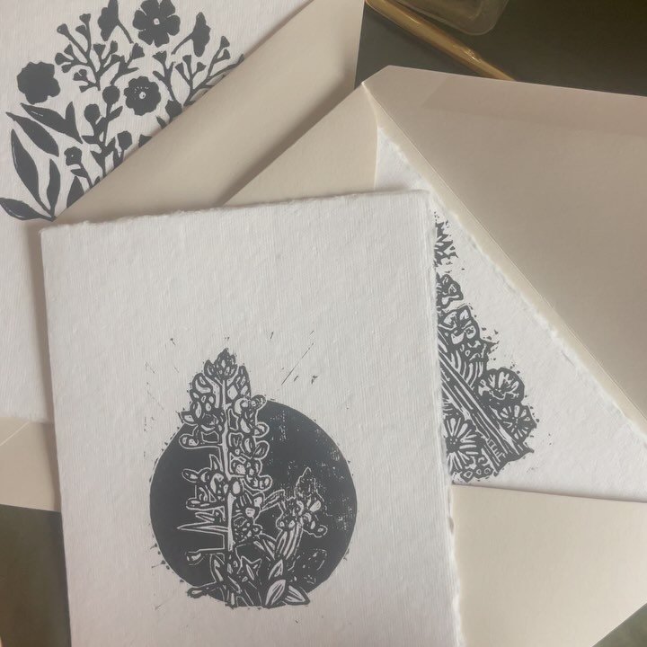 Decided to hand press cards on handmade recycled cotton paper. I am only offering these for Mother&rsquo;s Day and only have a limited amount that I&rsquo;ll be bringing with me today to @thepapercraftpantry 11-4pm.

I&rsquo;m all for gushy letters f