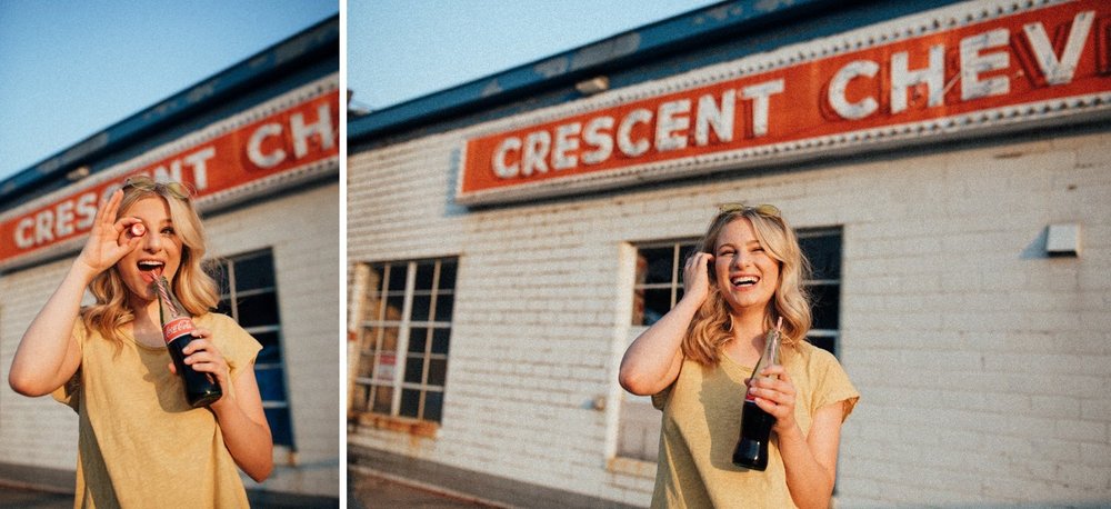 Molly_Waukee_High_School_Senior_photographer_Des_Moines_Iowa_Urban_Modern_Downtown_Show_Choir_City_Summer_KMP_Photography10.jpeg