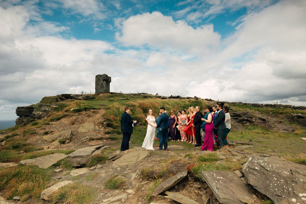 29_Ireland-cliff-elopement-wedding-photographer-kmp-photography-9190.jpg