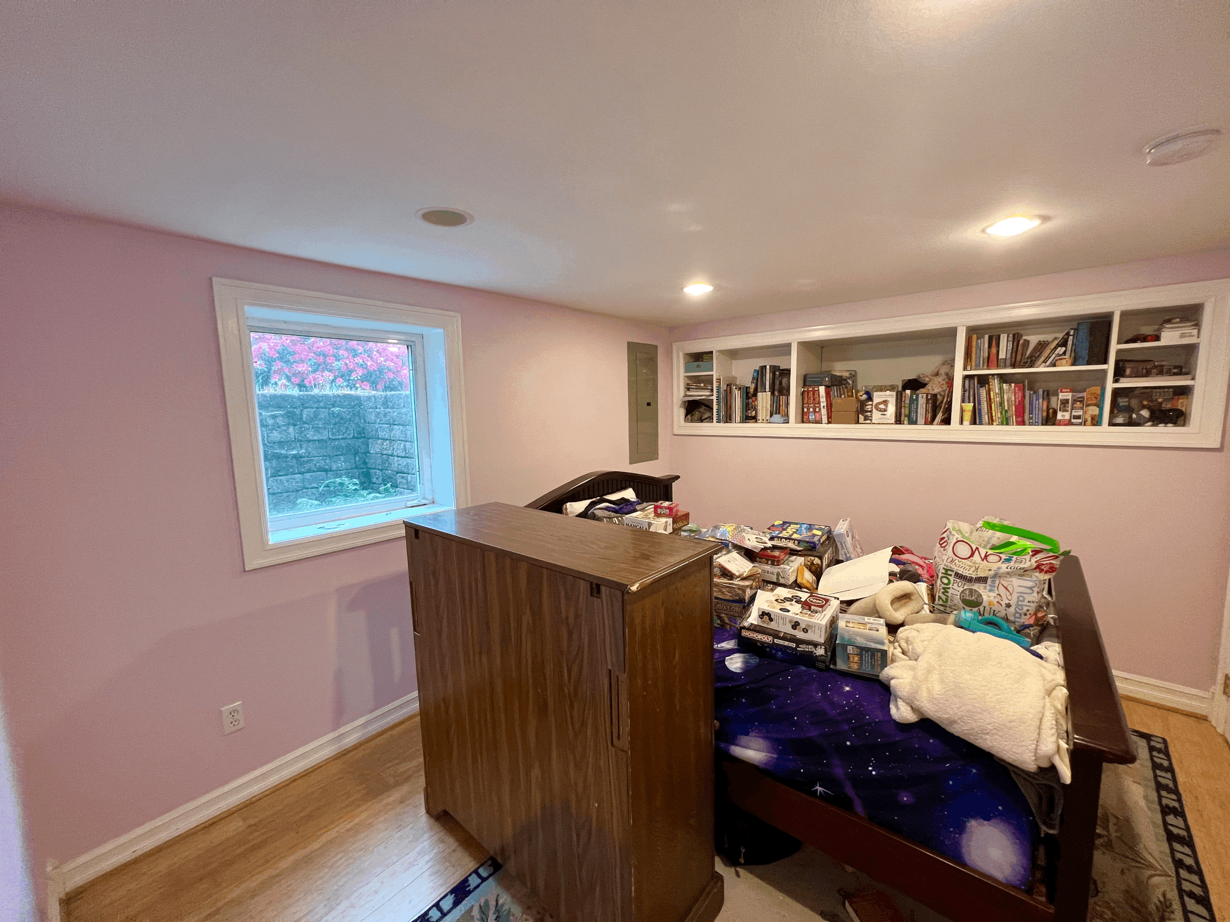 Colorful Dreams: Painting Tips for Transforming Kids' Rooms into Playful Havens