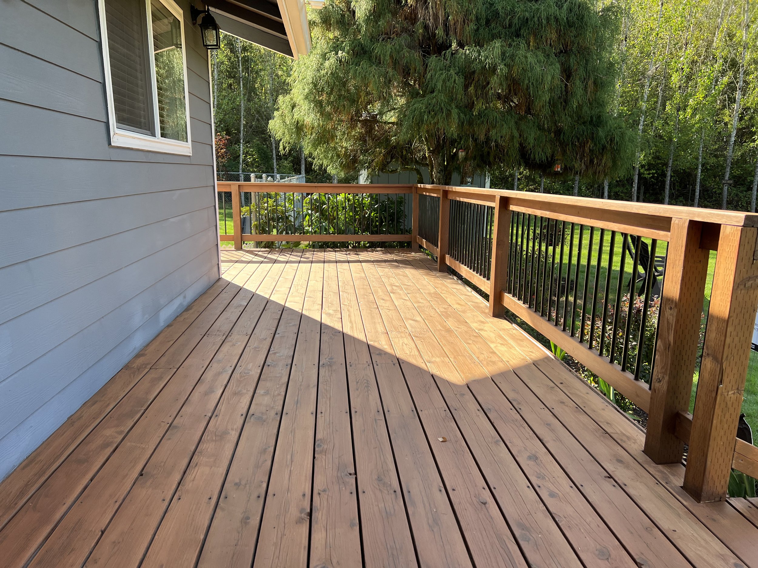 Deck Cleaning Services