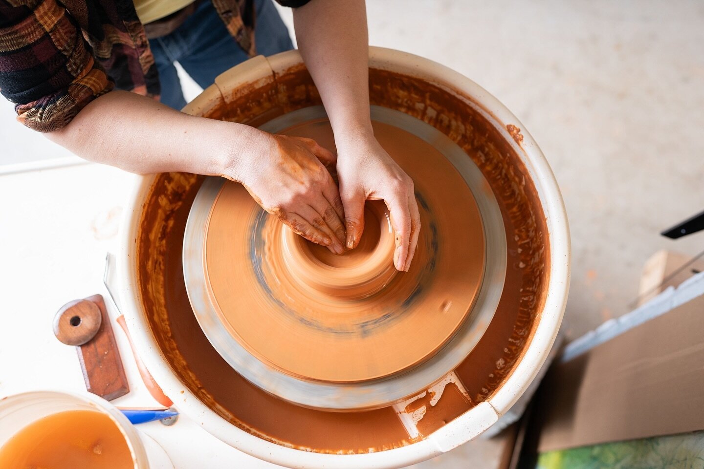 Making, making, making. It&rsquo;s always a process. 
.
.
.
📷 @brittanyhansonphotography 
 #makersgonnamake #potteryworld #createyourlife #pottersofinstagram #designerliner #becreative #ceramicartist