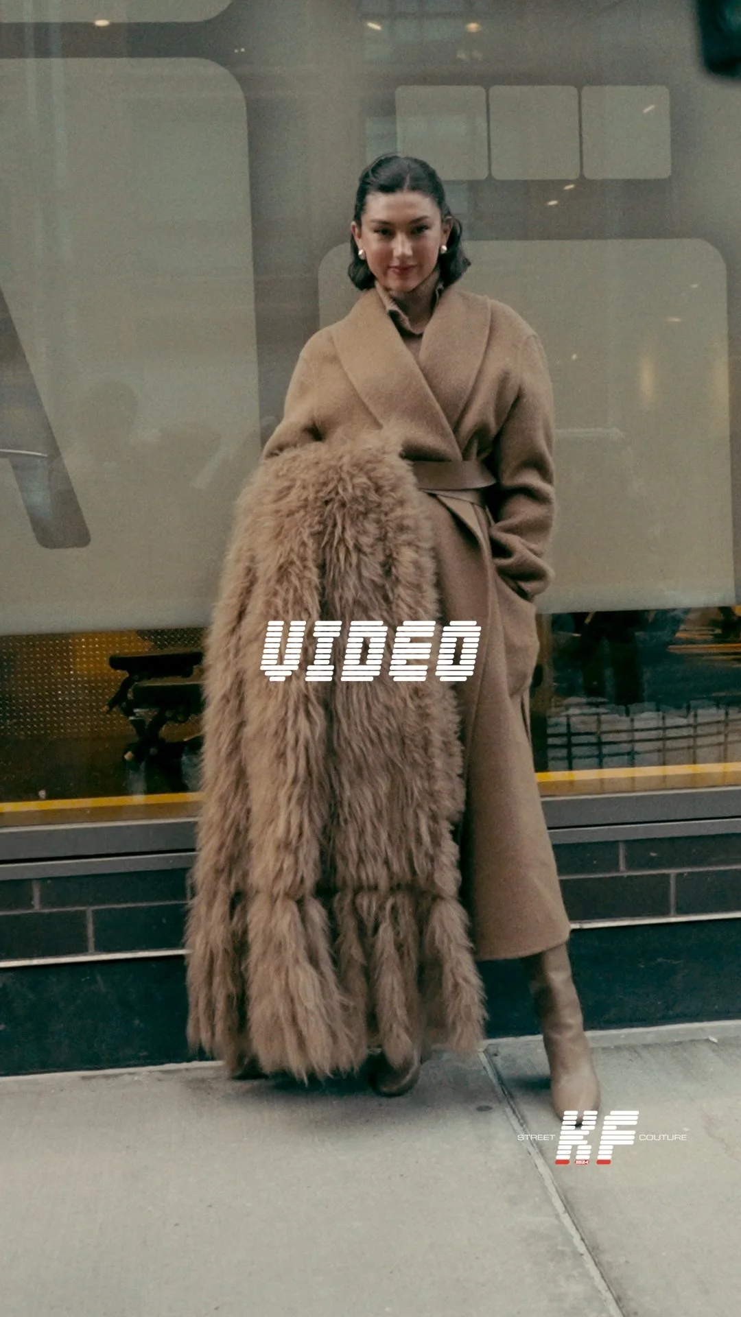 Street Style Video of Kate Bartlett at the Christian Siriano FW26 New York Fashion Week Show