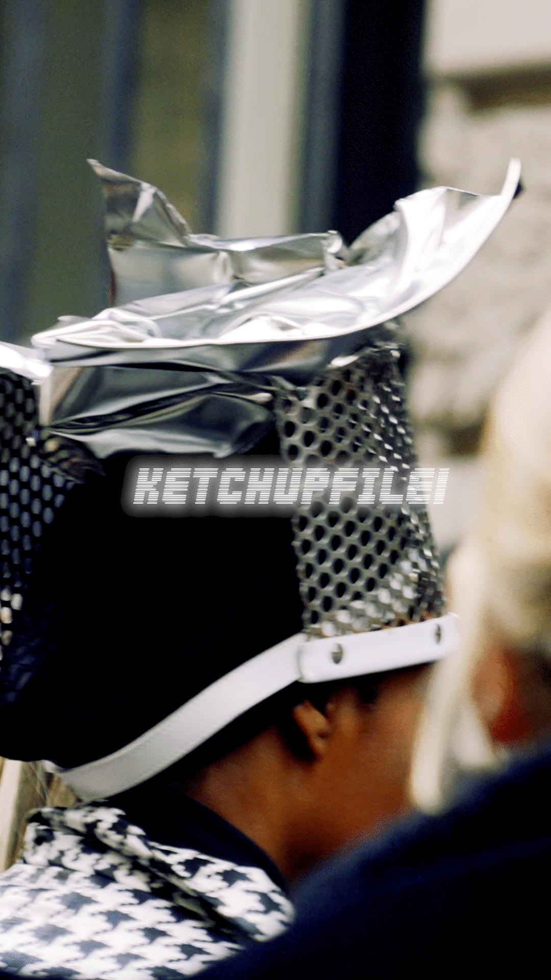 9x16_1.gif