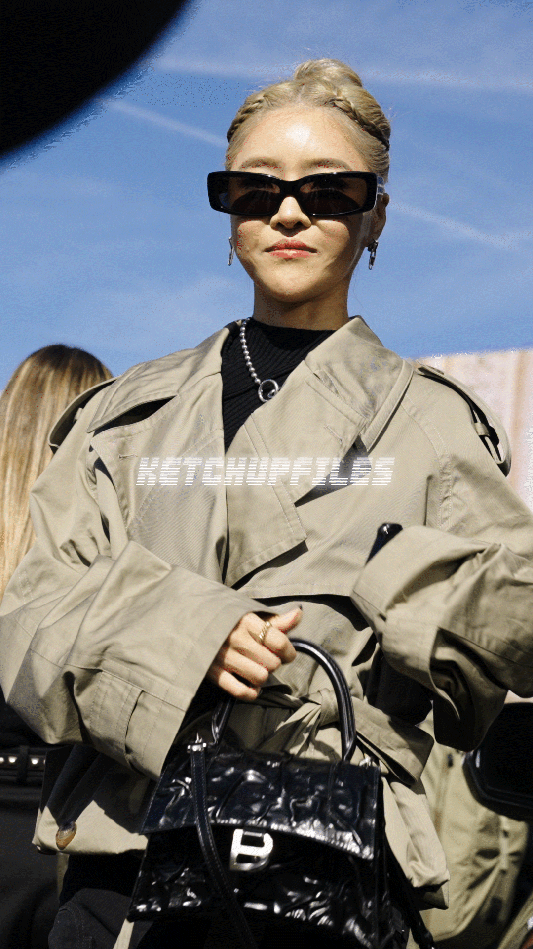 9x16 Balenciaga SS24_Ketchupfiles_1.gif