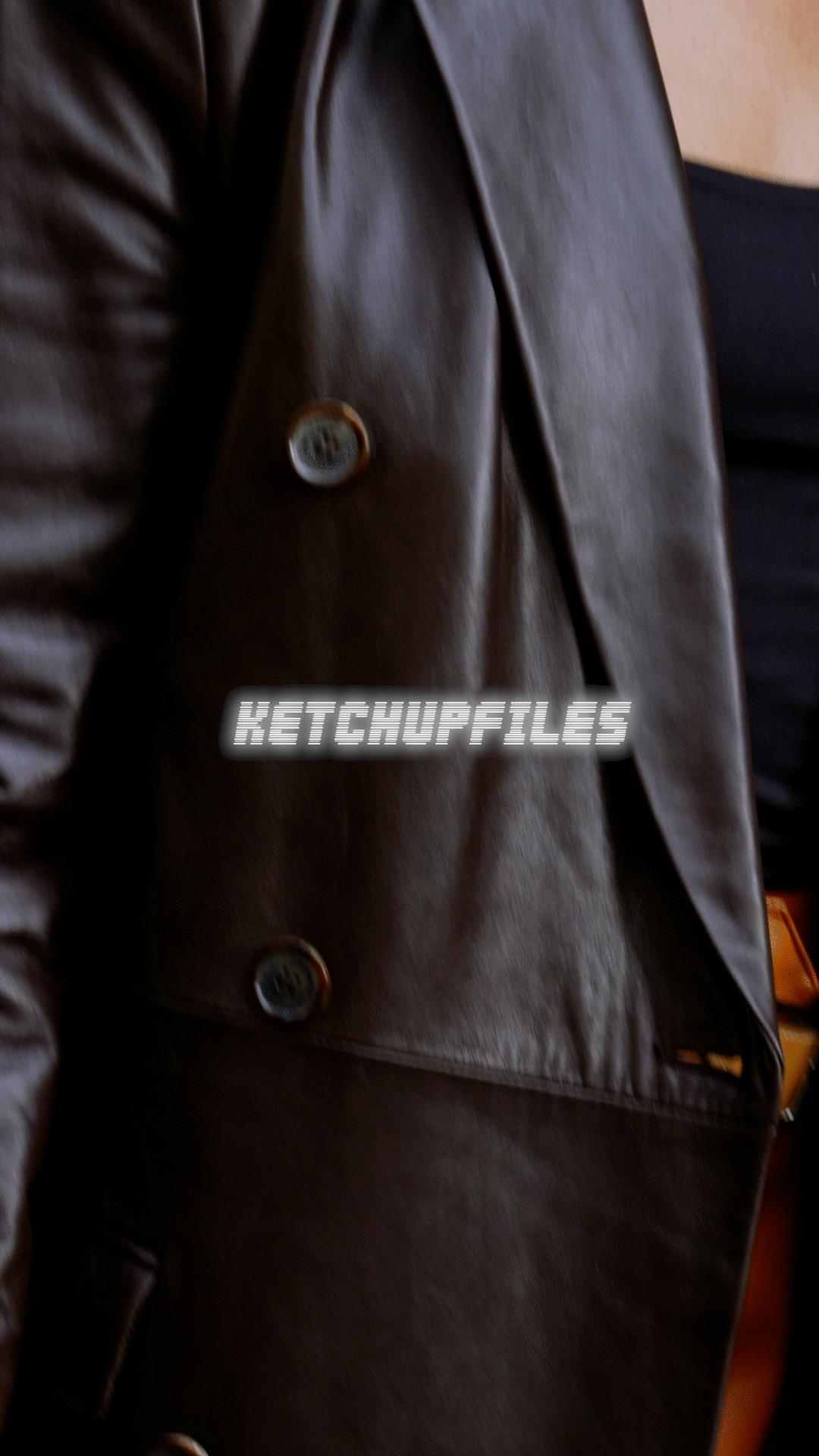 9x16 Hermes SS24 _Ketchupfiles.gif